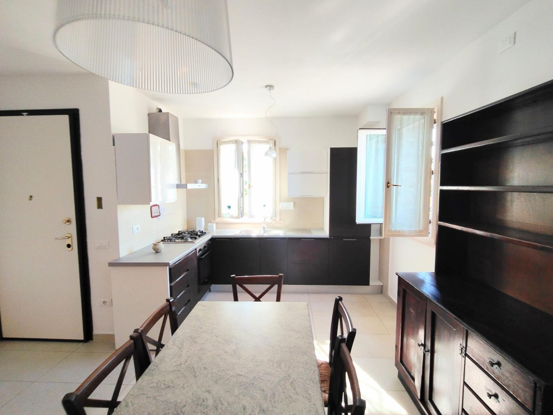 6-persoons vakantiehuis in het centrum van Pesaro - foto 17