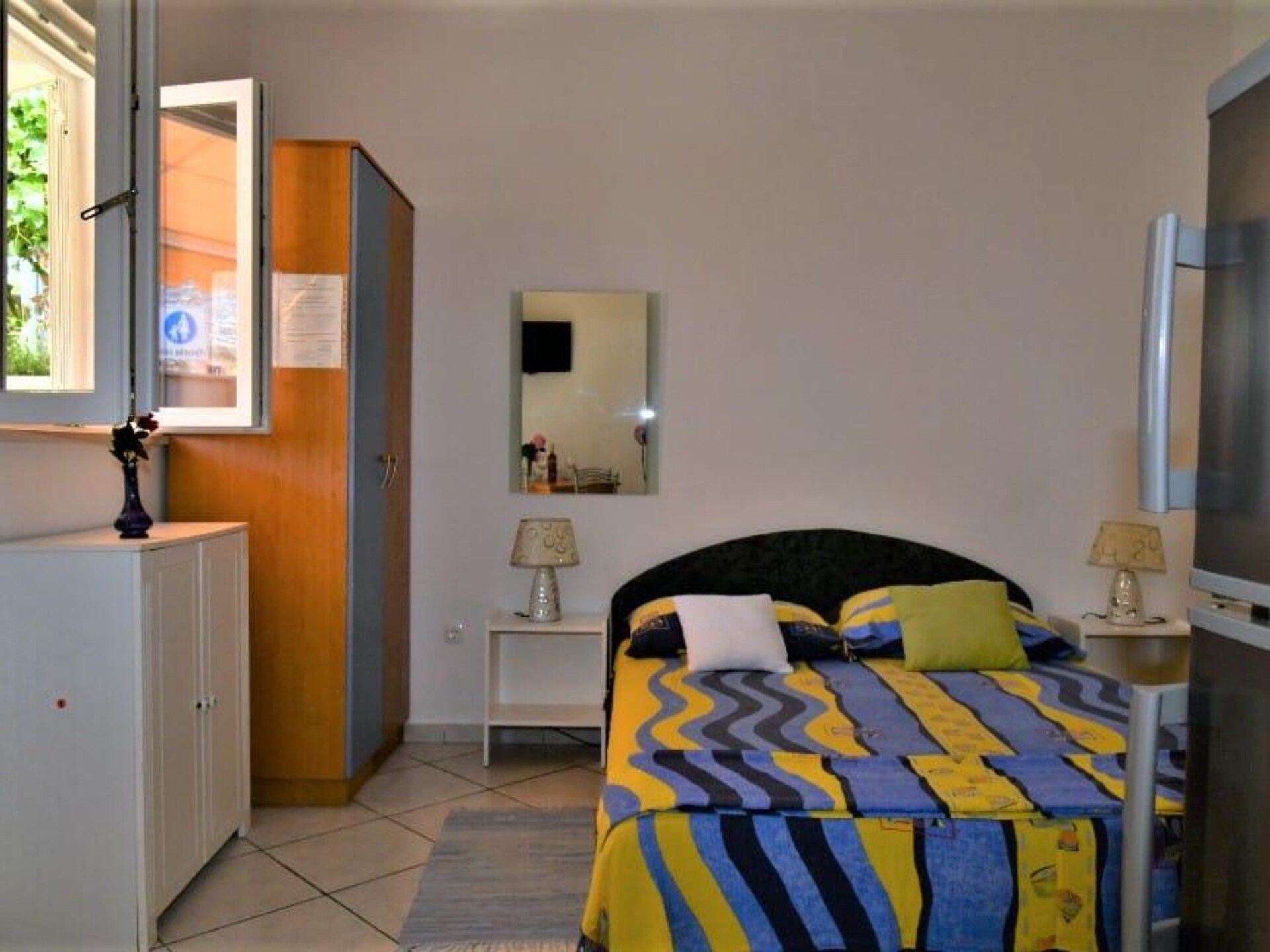 Sfeervol studio-appartement op 70 meter van het strand in Supetar, Brač - foto 4