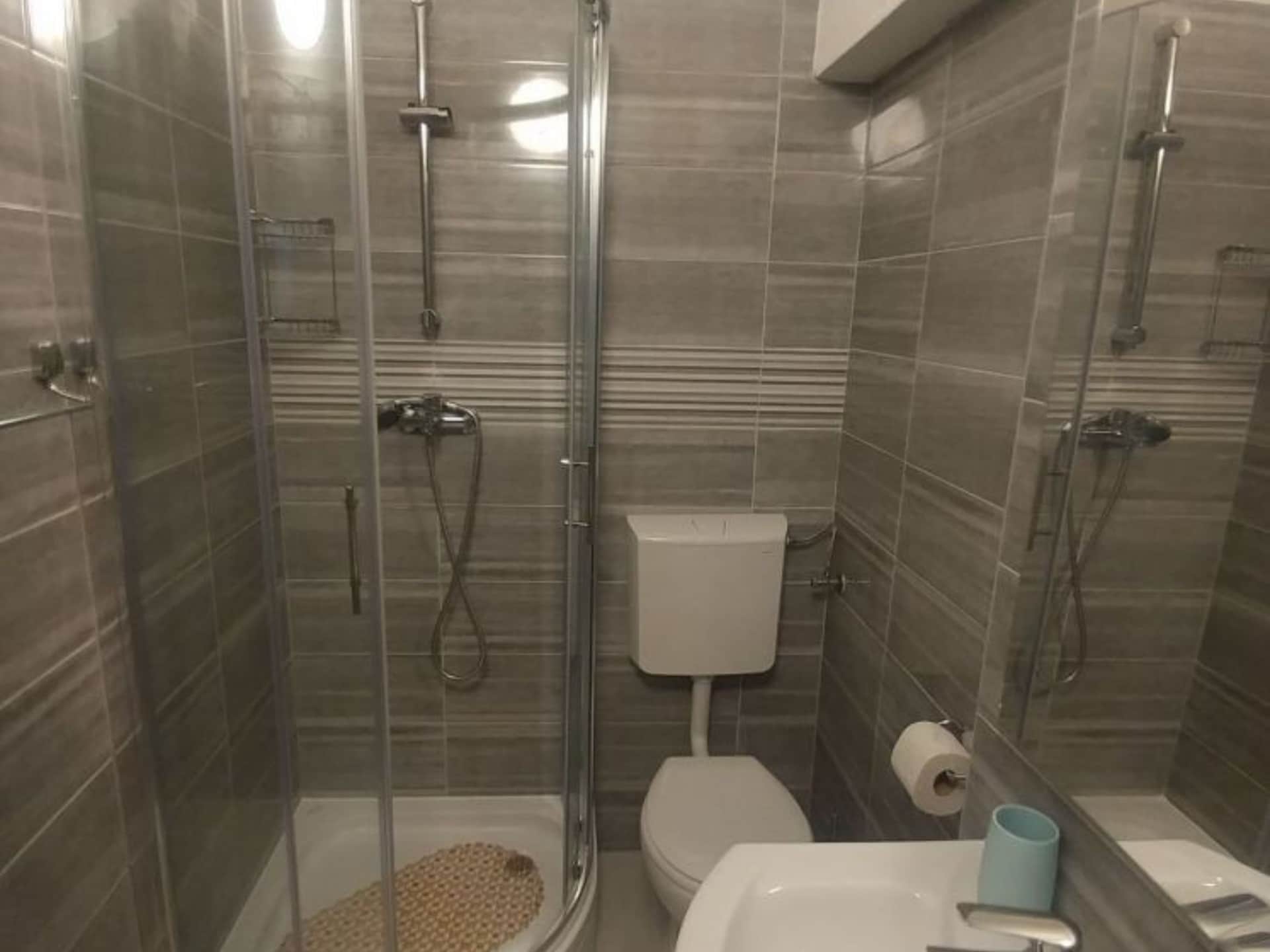 Ruim vakantiehuis met zeezicht in het centrum van Hvar - foto 11