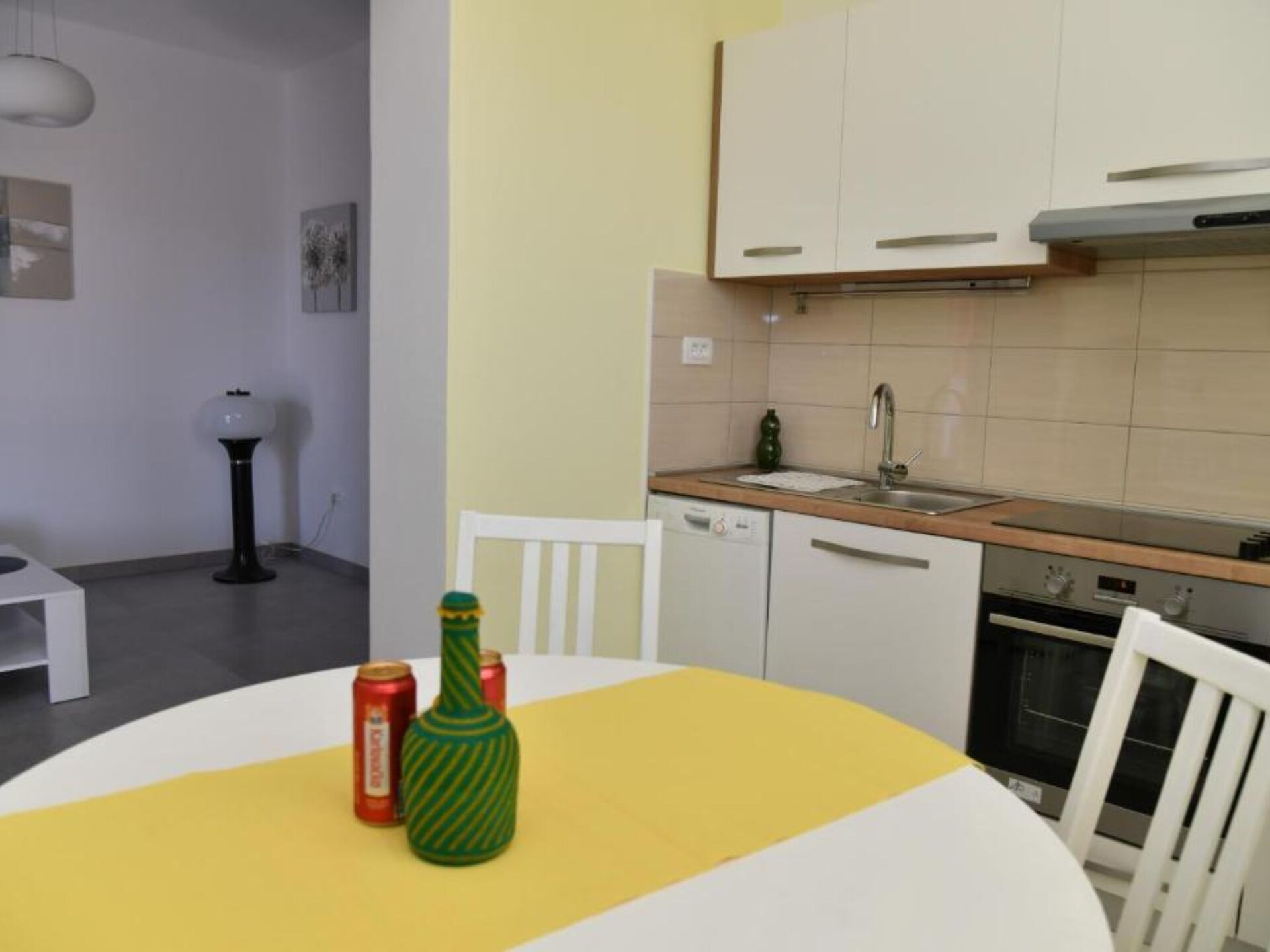 Ruim appartement met balkon en tuizicht in Supetar - foto 6