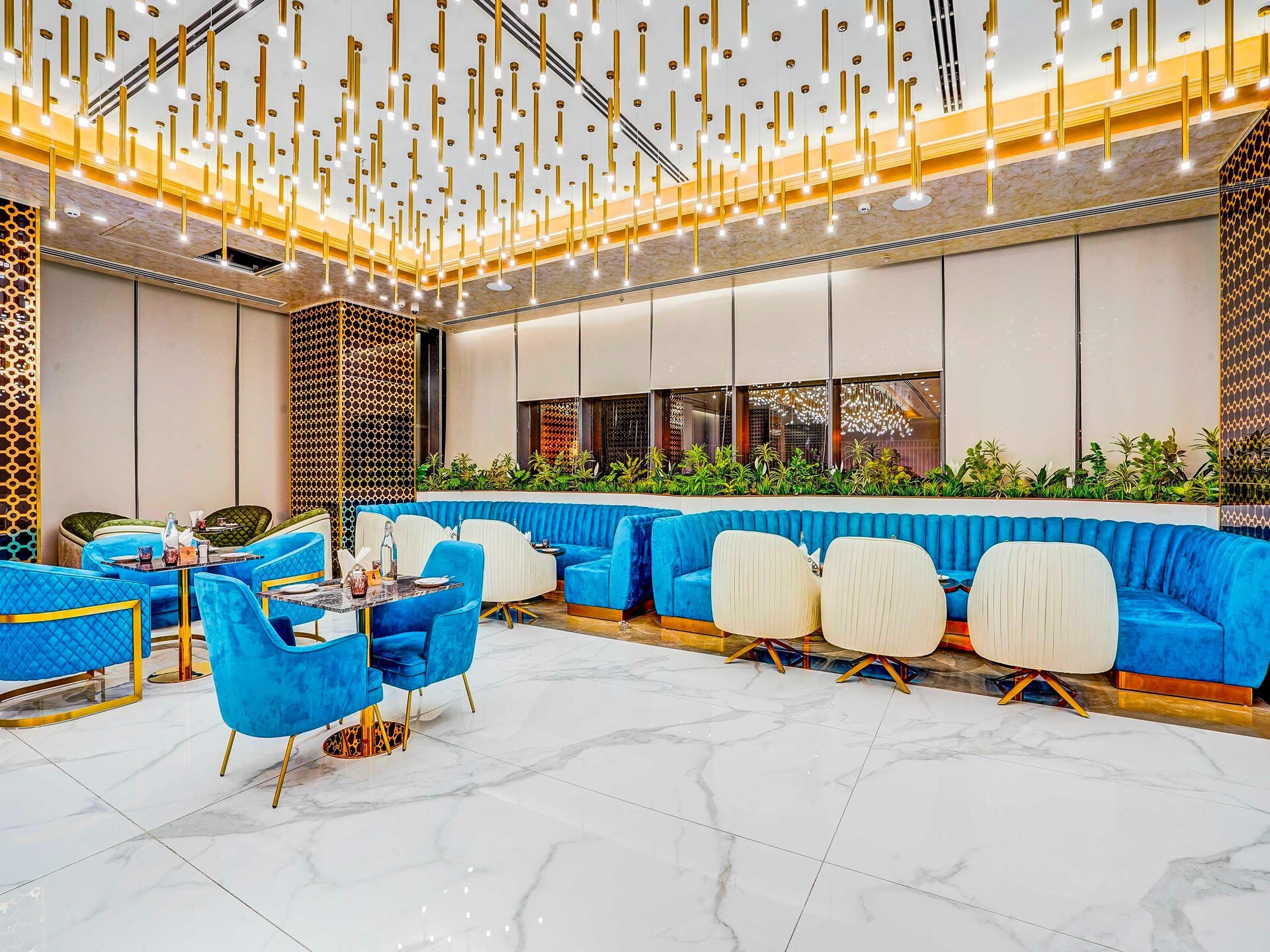 Luxe Duplex Suite met Kingsize Bed en Balkon in Gurgaon - foto 35