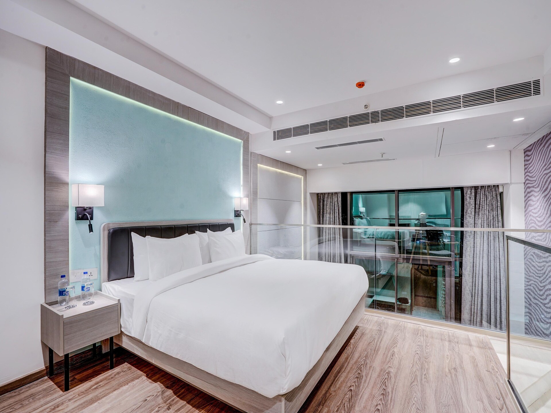 Luxe Duplex Suite met Kingsize Bed en Balkon in Gurgaon - foto 2
