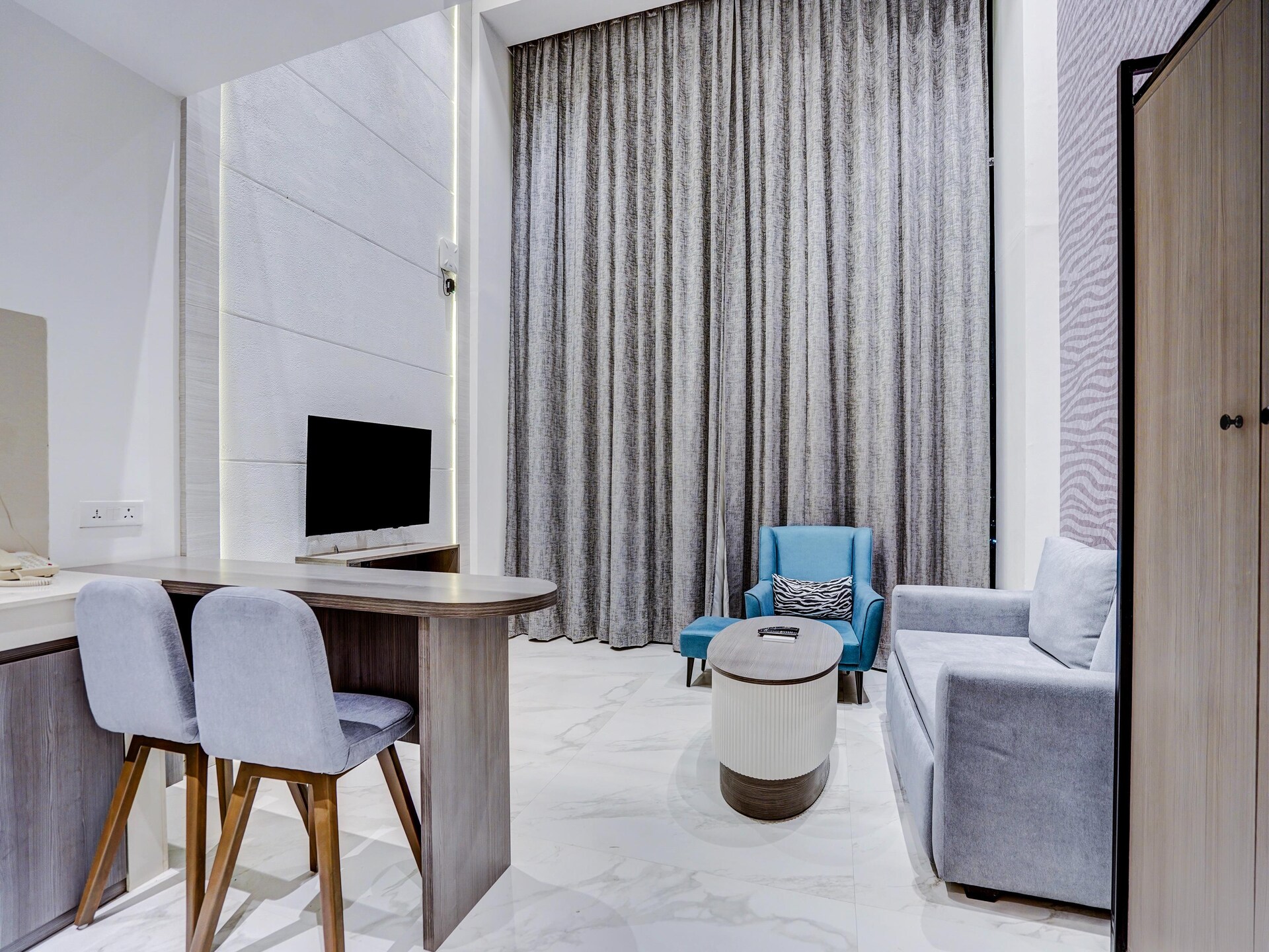 Luxe Duplex Suite met Kingsize Bed en Balkon in Gurgaon - foto 26