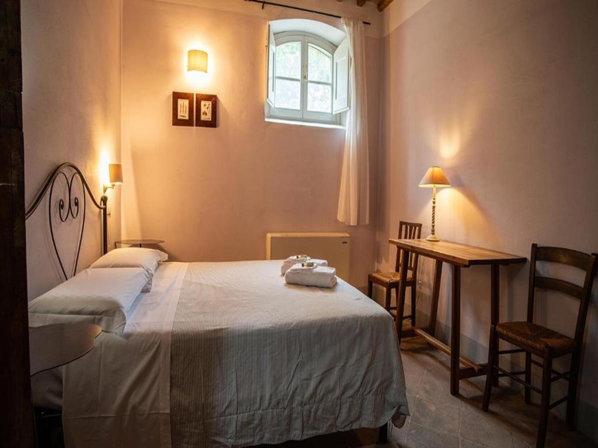 Ruim appartement Fuoco in Assisi met panoramisch terras - foto 18