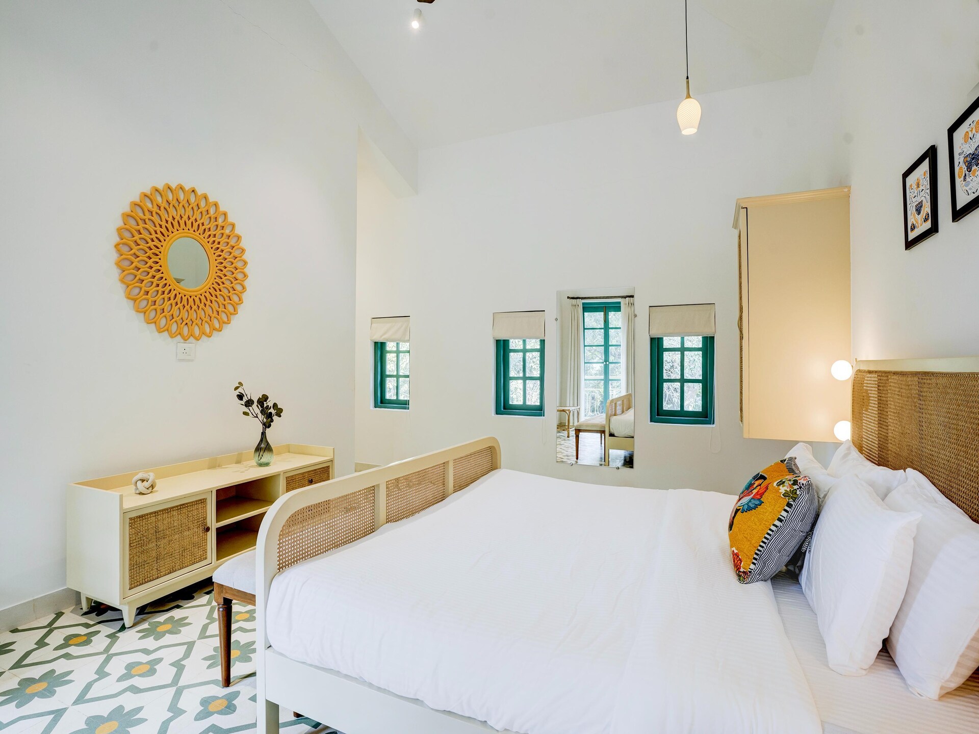 Havana Villa: 3-slaapkamer vakantiehuis met privézwembad in Siolim, Goa - foto 11