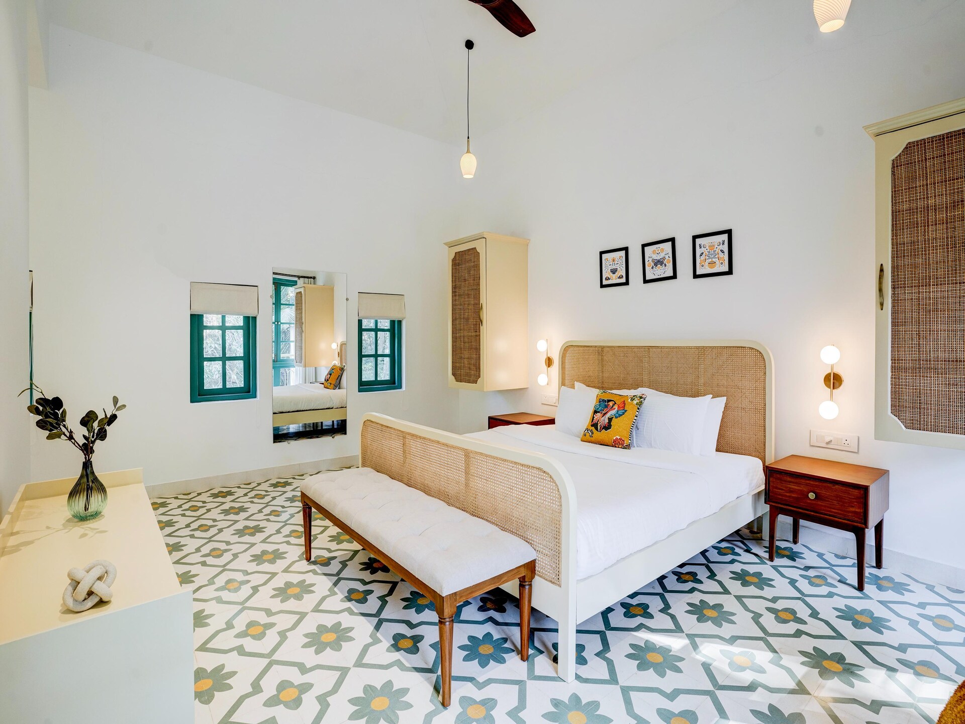 Havana Villa: 3-slaapkamer vakantiehuis met privézwembad in Siolim, Goa - foto 12