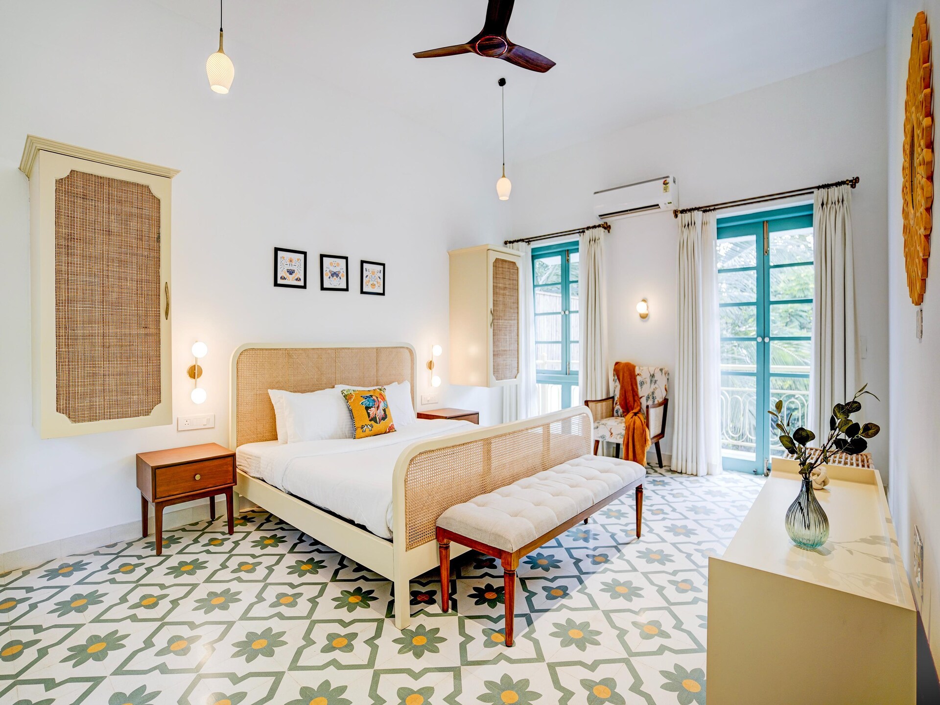 Havana Villa: 3-slaapkamer vakantiehuis met privézwembad in Siolim, Goa - foto 19