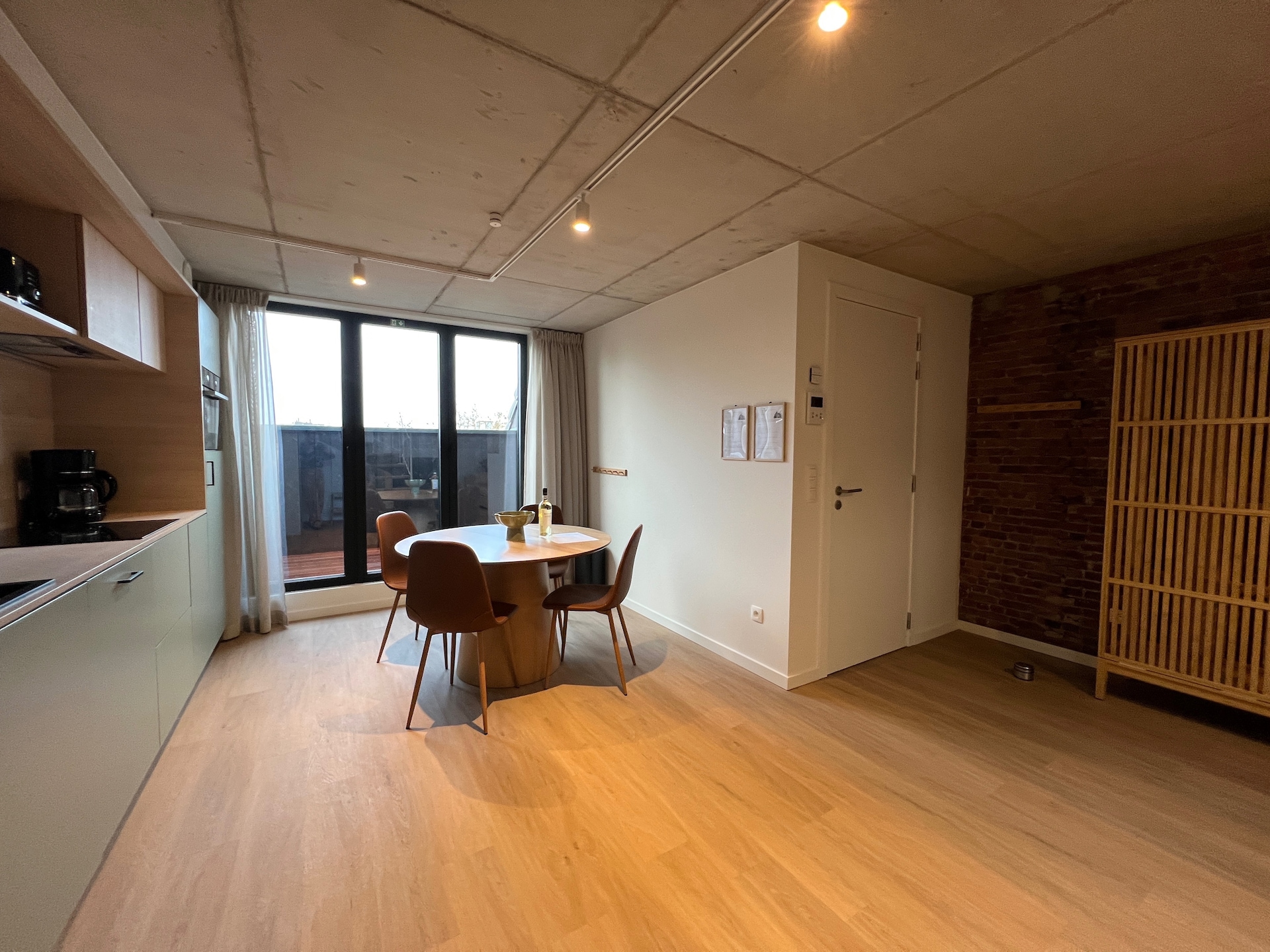 Stijlvol en duurzaam appartement in het centrum van Bree · 4 pers. - foto 3