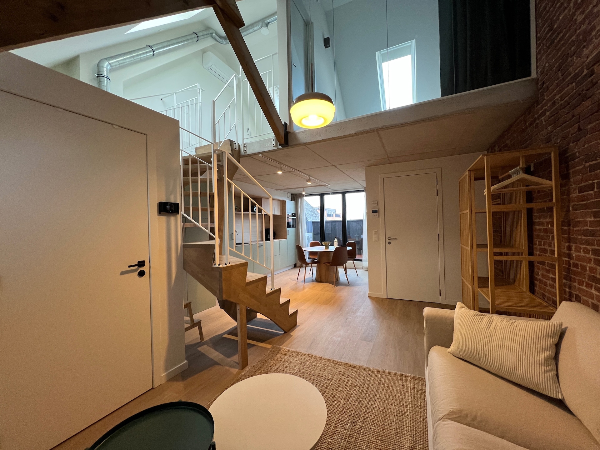 Stijlvol en duurzaam appartement in het centrum van Bree · 4 pers. - foto 8