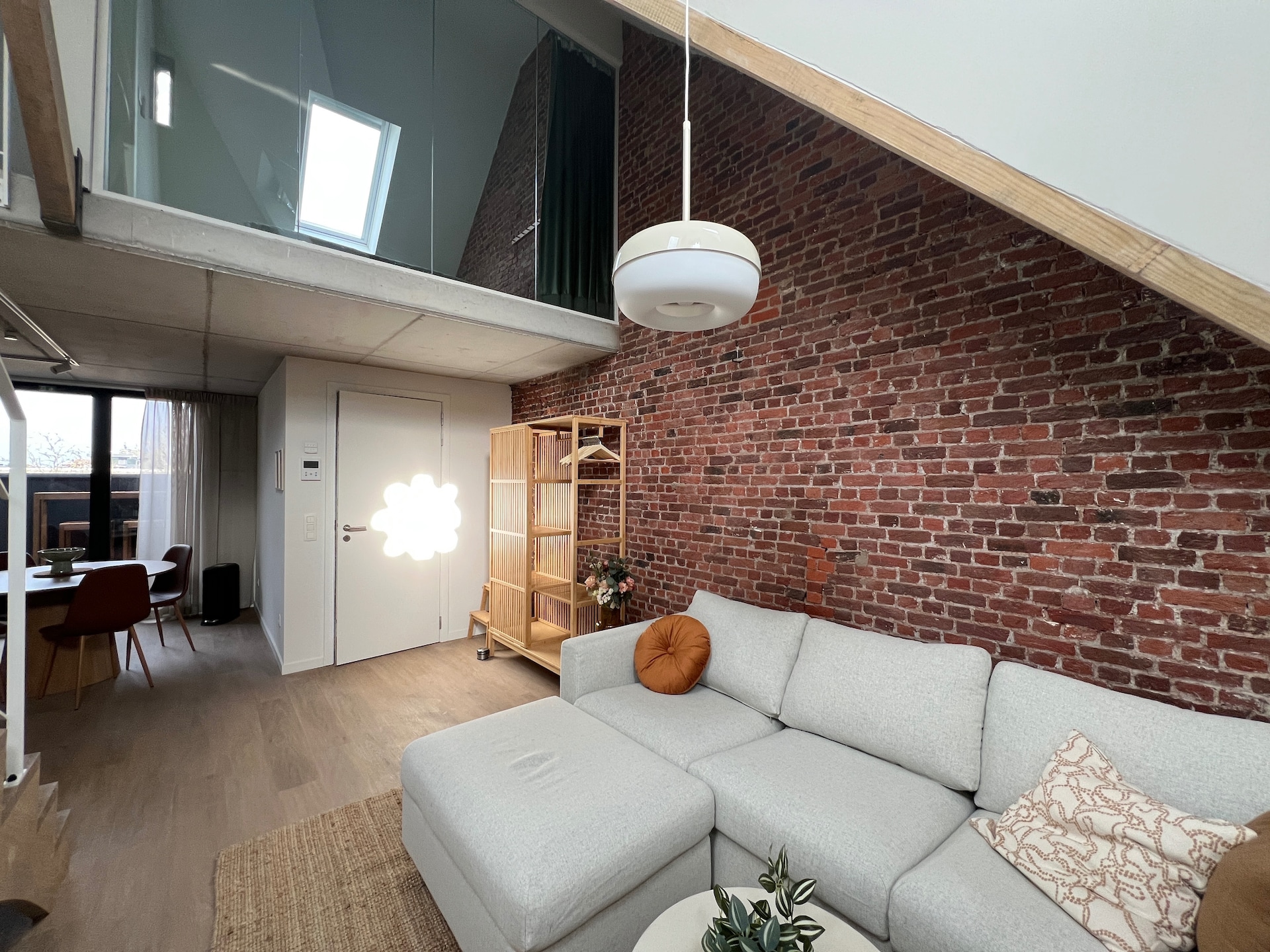 Stijlvol en duurzaam appartement in het centrum van Bree · 1 slk - foto 9