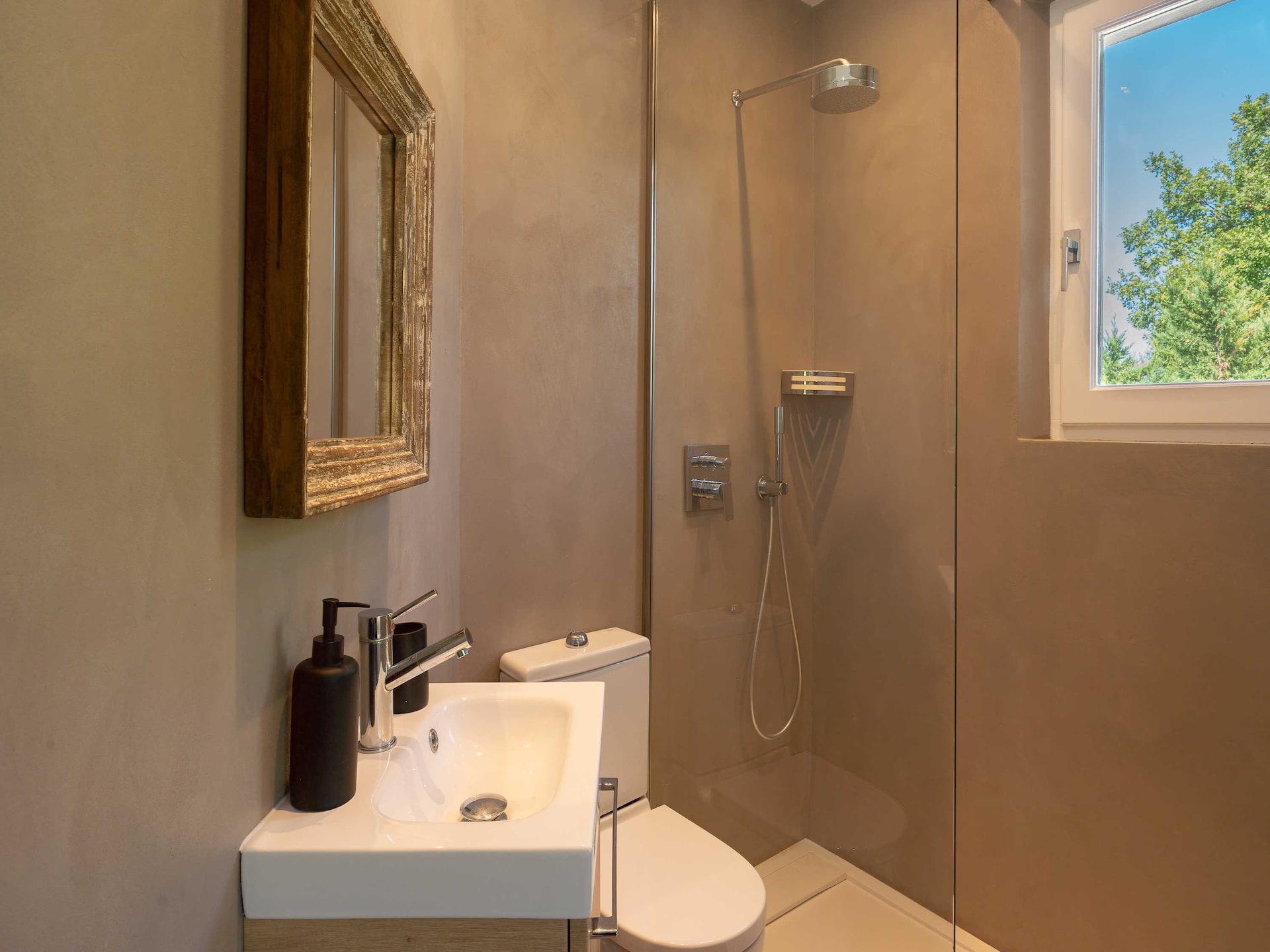 8-persoons appartement met privézwembad in Saint-Tropez - foto 105