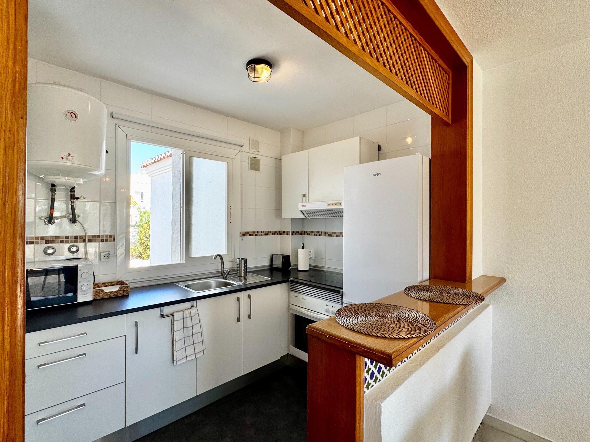 Stijlvol appartement aan golfbaan, 470m van Playa Serena - foto 3