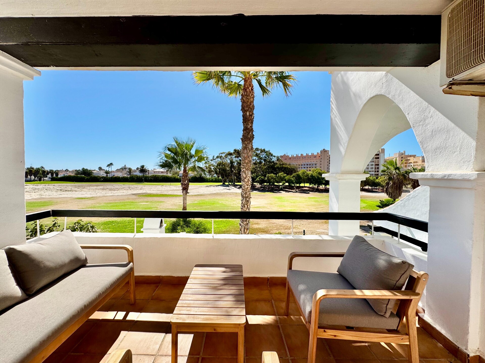 Stijlvol appartement aan golfbaan, 470m van Playa Serena - foto 31