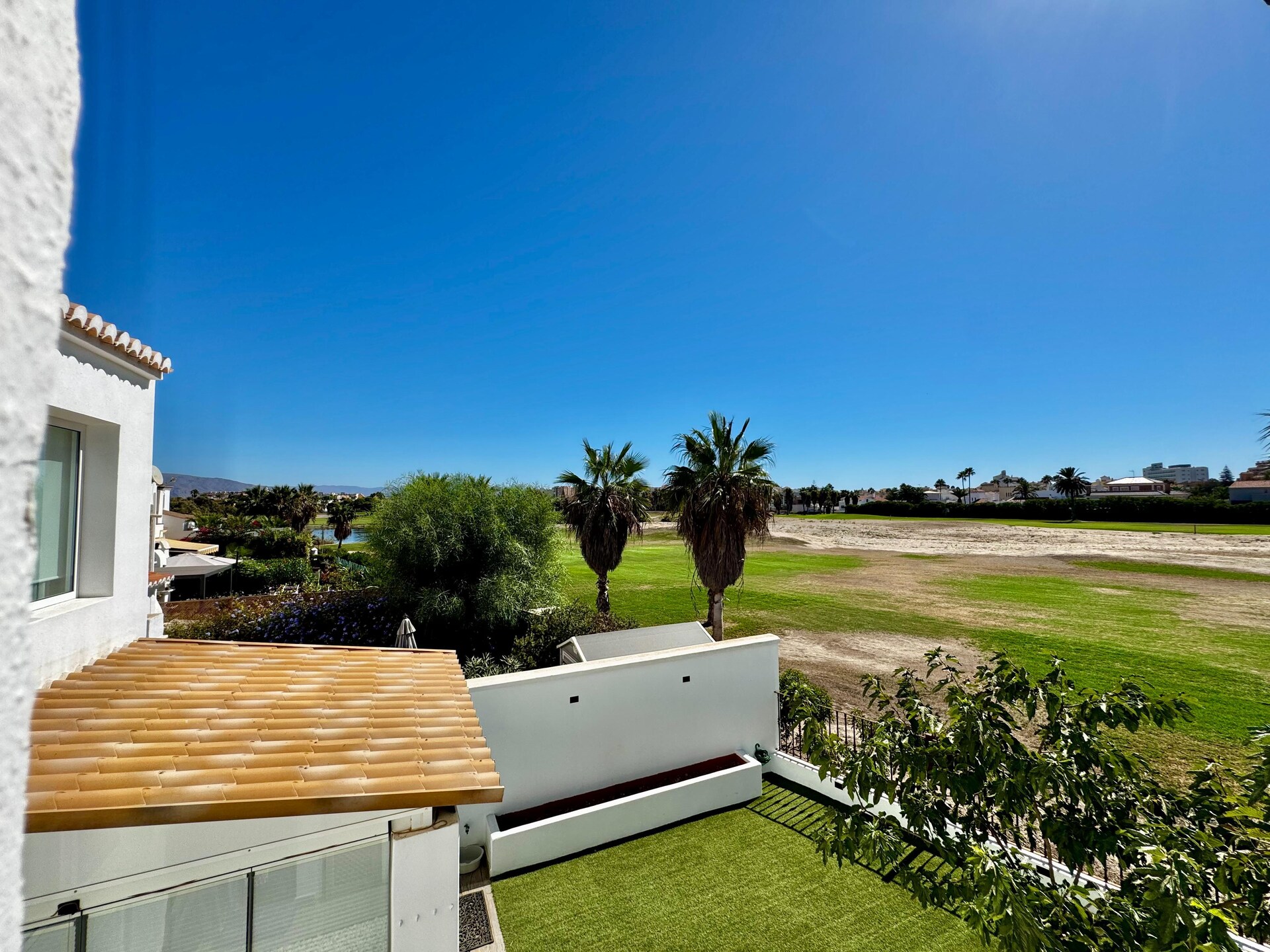 Stijlvol appartement aan golfbaan, 470m van Playa Serena - foto 32
