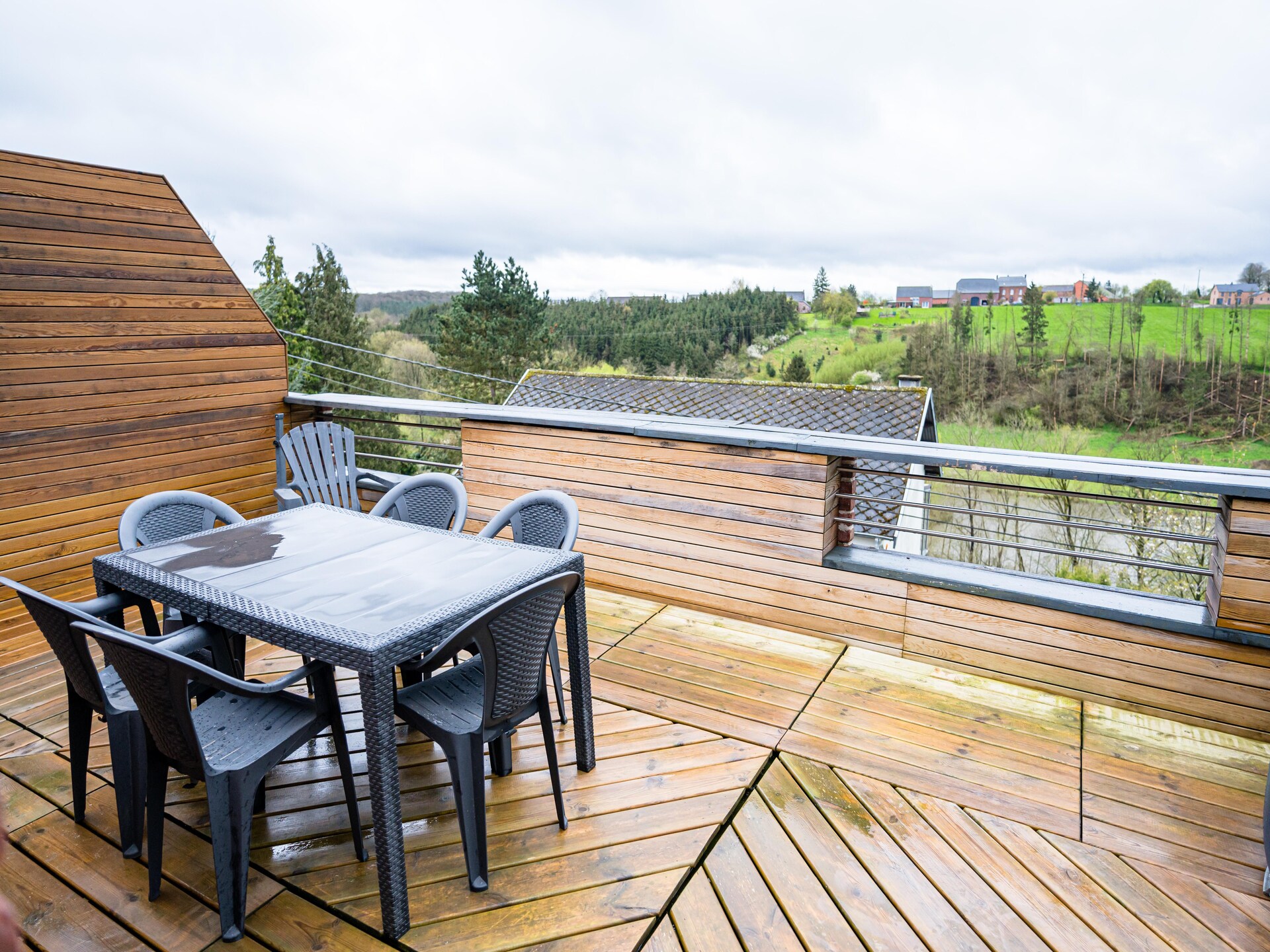 Appartement met jacuzzi en panoramisch uitzicht op de vallei bij de Eau d'Heure-meren - foto 6