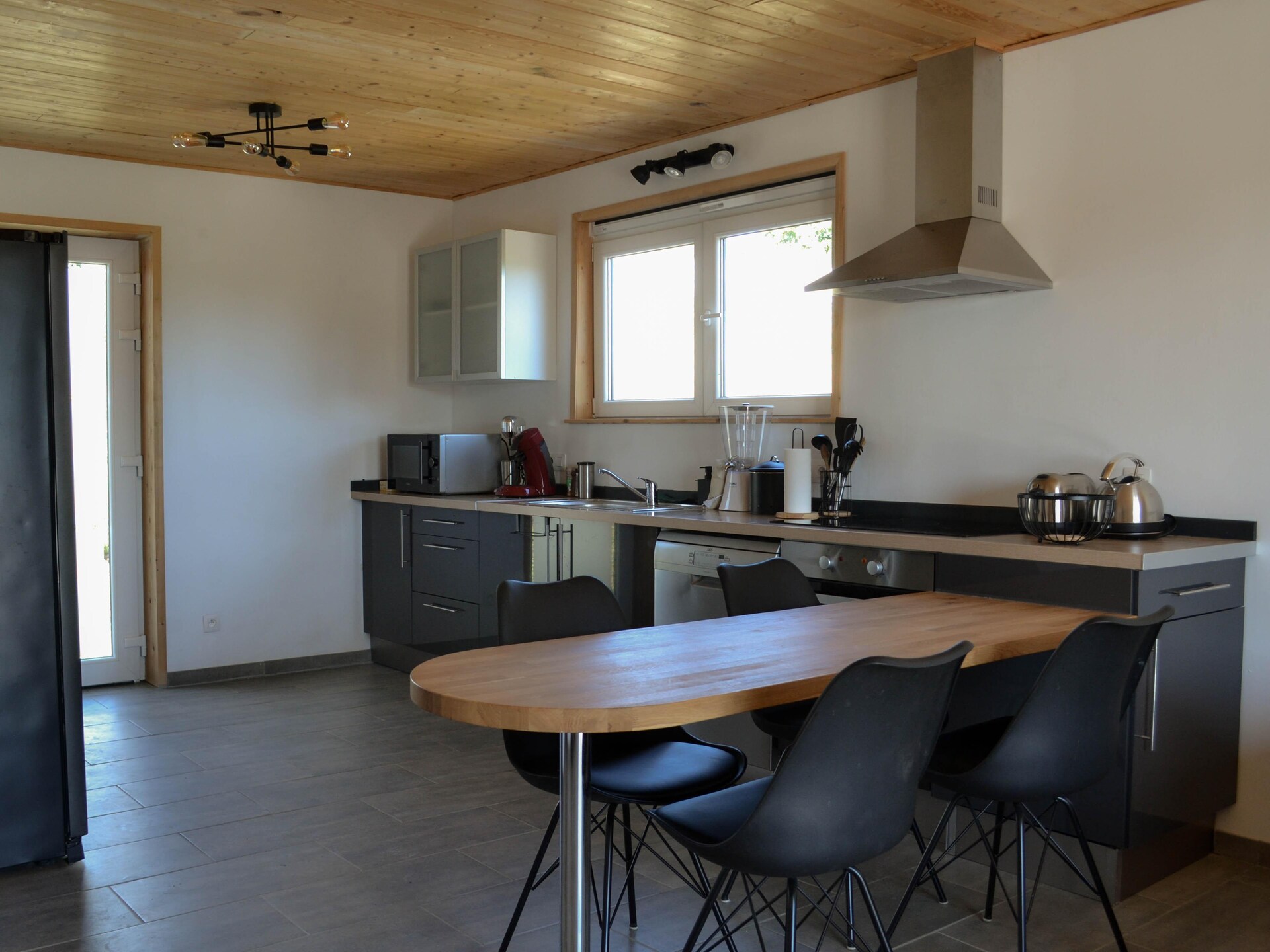Elegant appartement met panoramisch uitzicht en jacuzzi nabij de Lacs de l'Eau d'Heure - foto 6