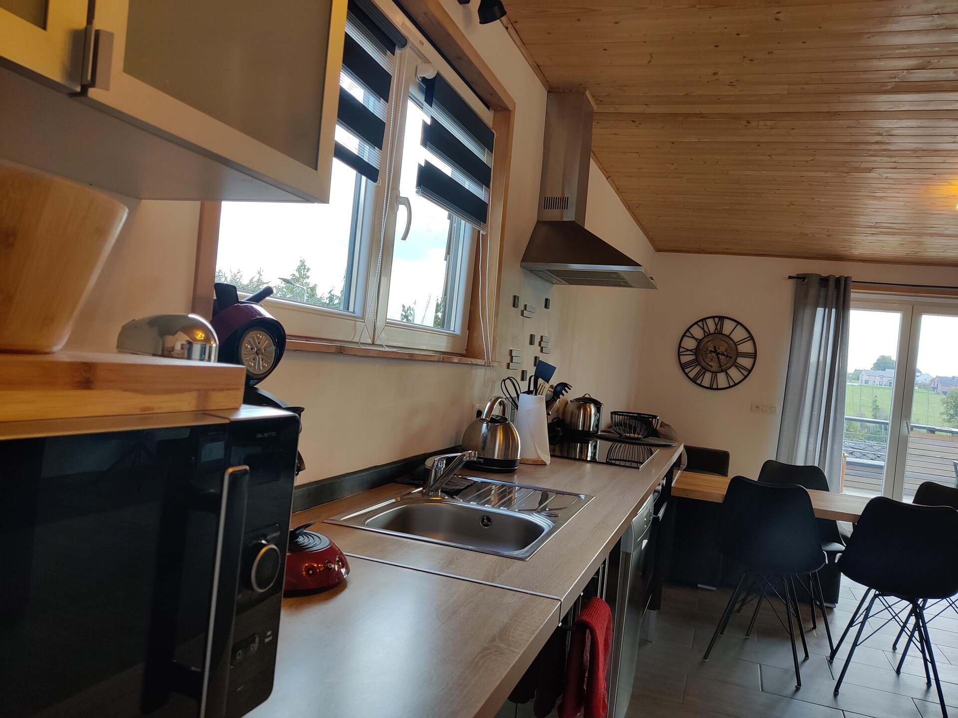 Elegant appartement met panoramisch uitzicht en jacuzzi nabij de Lacs de l'Eau d'Heure - foto 13