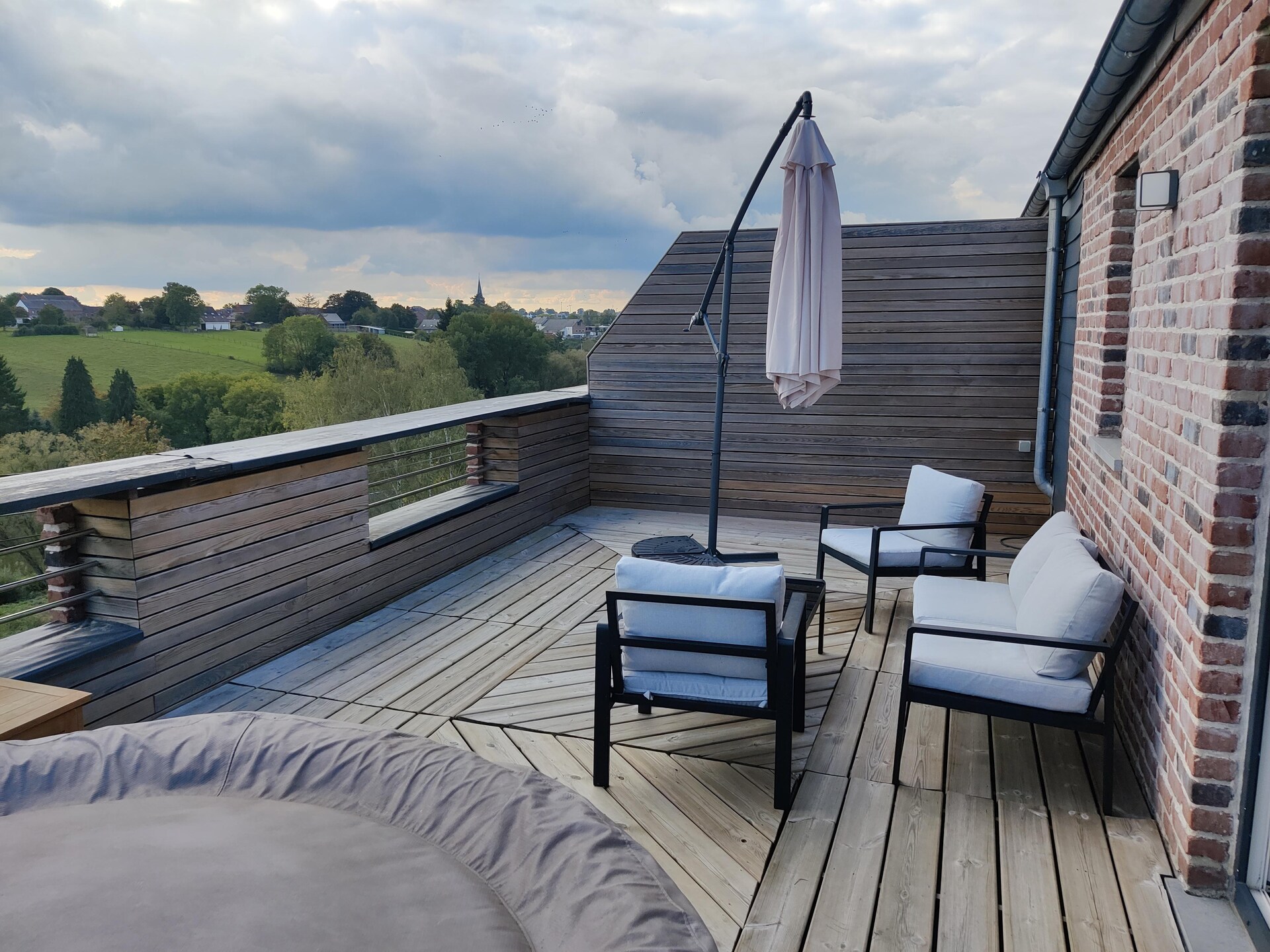Elegant appartement met panoramisch uitzicht en jacuzzi nabij de Lacs de l'Eau d'Heure - foto 30