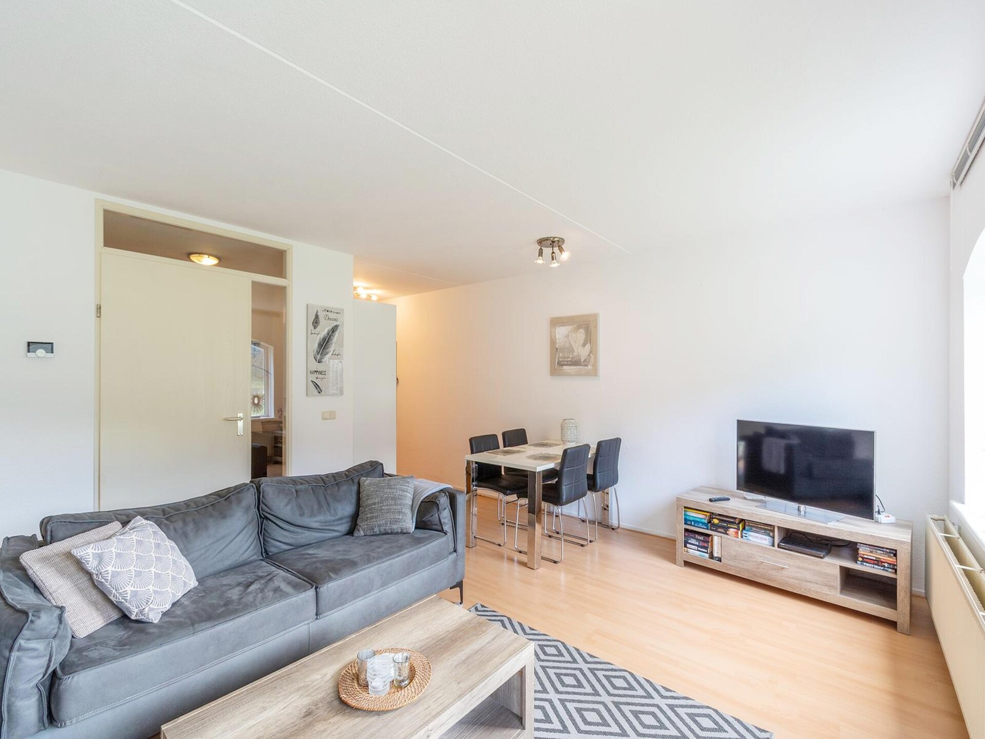Gelijkvloers appartement met overdekt terras op 350m van het strand - foto 11