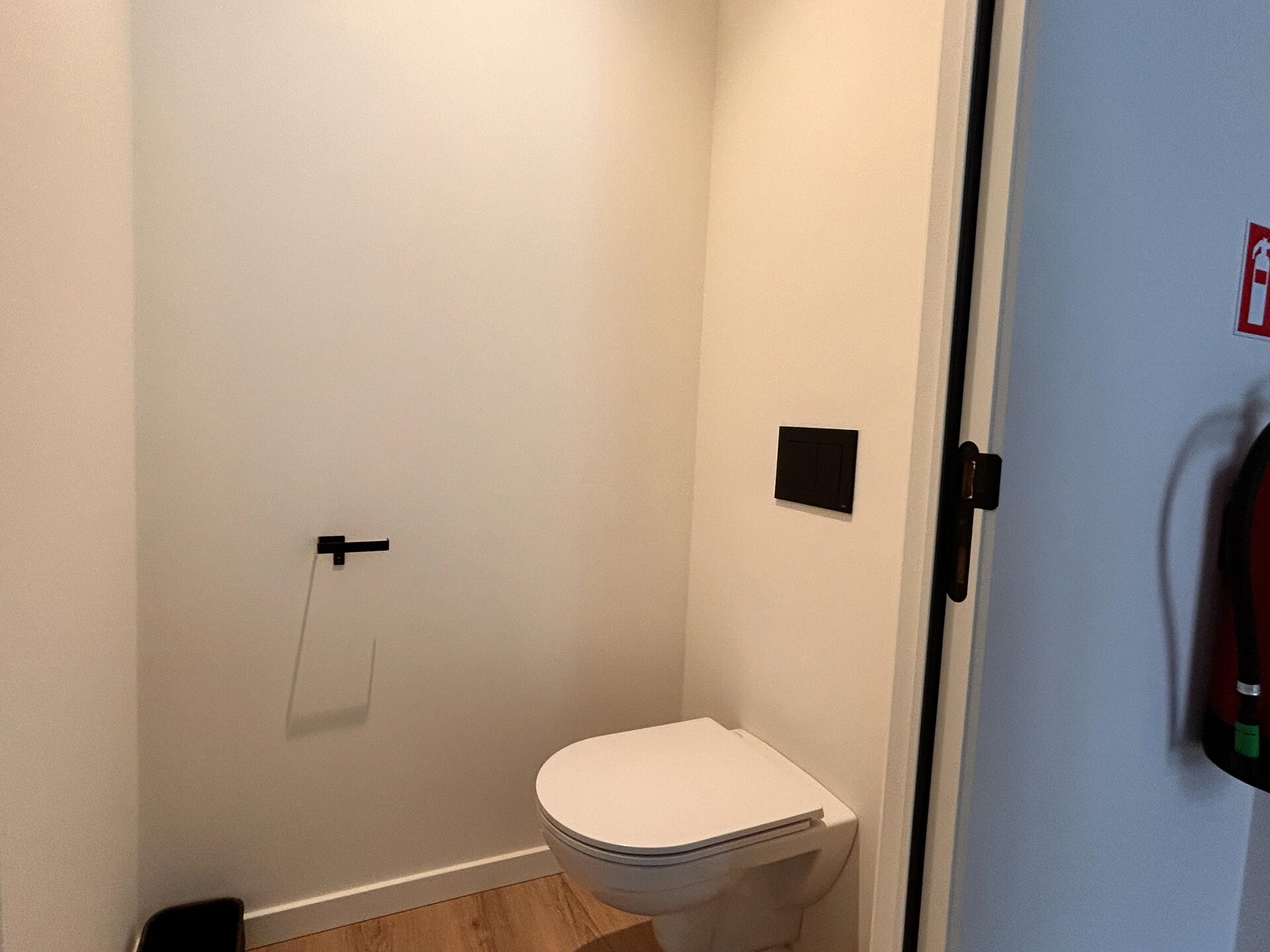 Stijlvol vakantiehuis voor 8 in gerenoveerde rijkswachtkazerne te Bree - foto 30