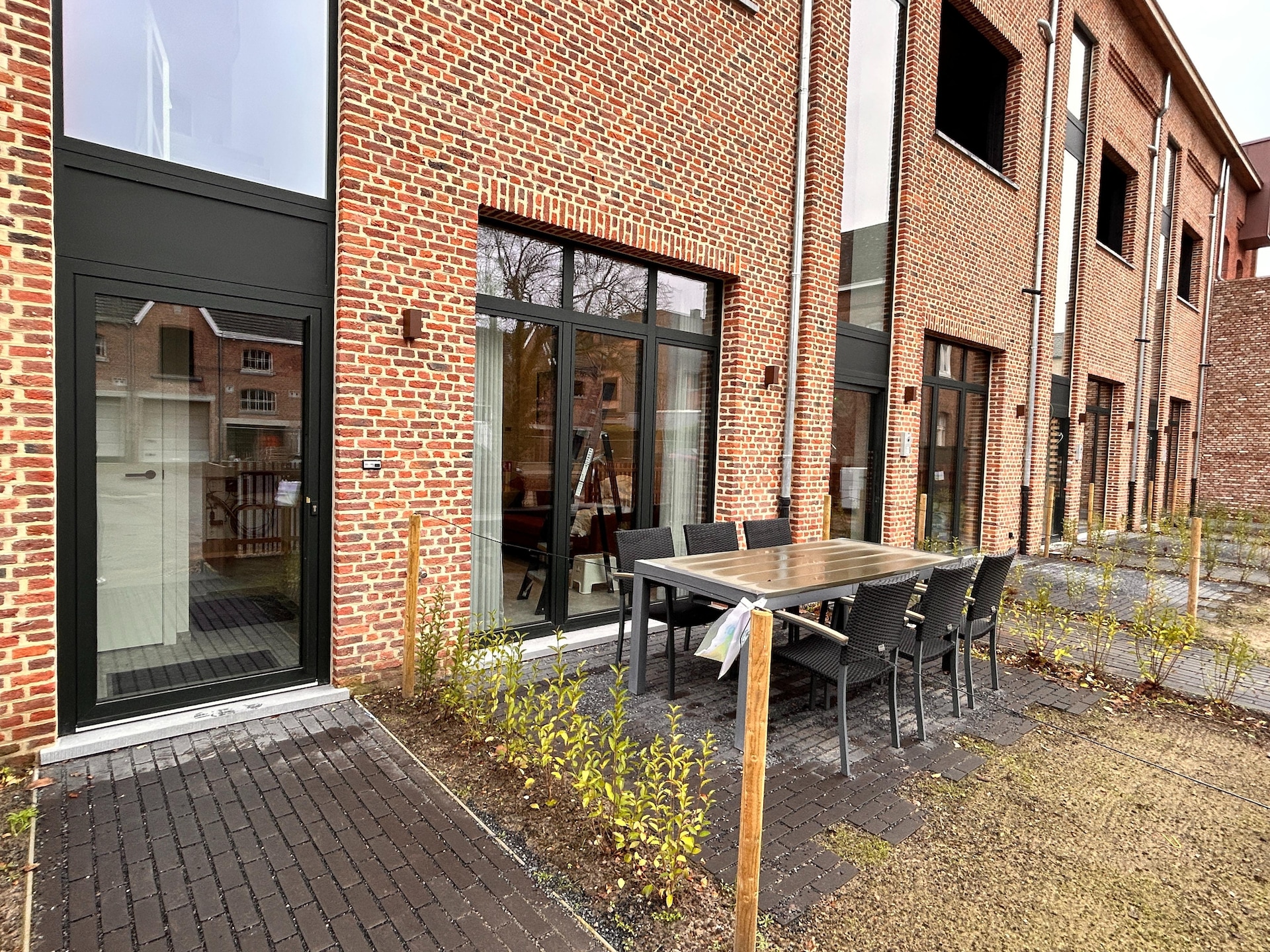 Stijlvol vakantiehuis voor 8 in gerenoveerde rijkswachtkazerne te Bree - foto 35