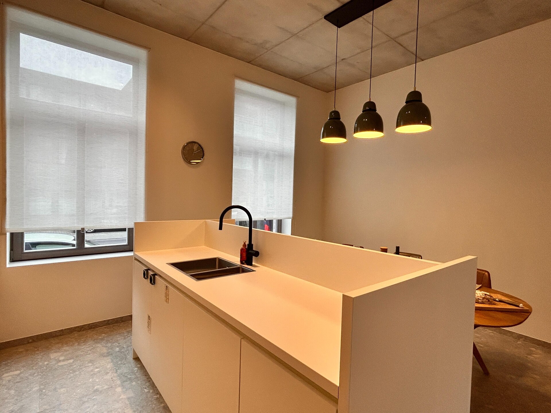Stijlvol vakantiehuis voor 8 in gerenoveerde rijkswachtkazerne te Bree - foto 14