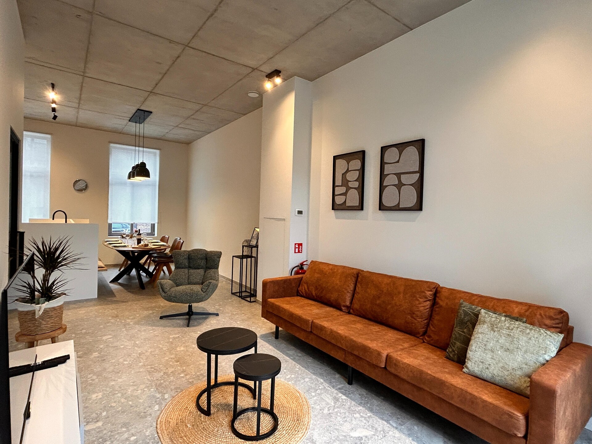Stijlvol vakantiehuis voor 8 in gerenoveerde rijkswachtkazerne te Bree - foto 10