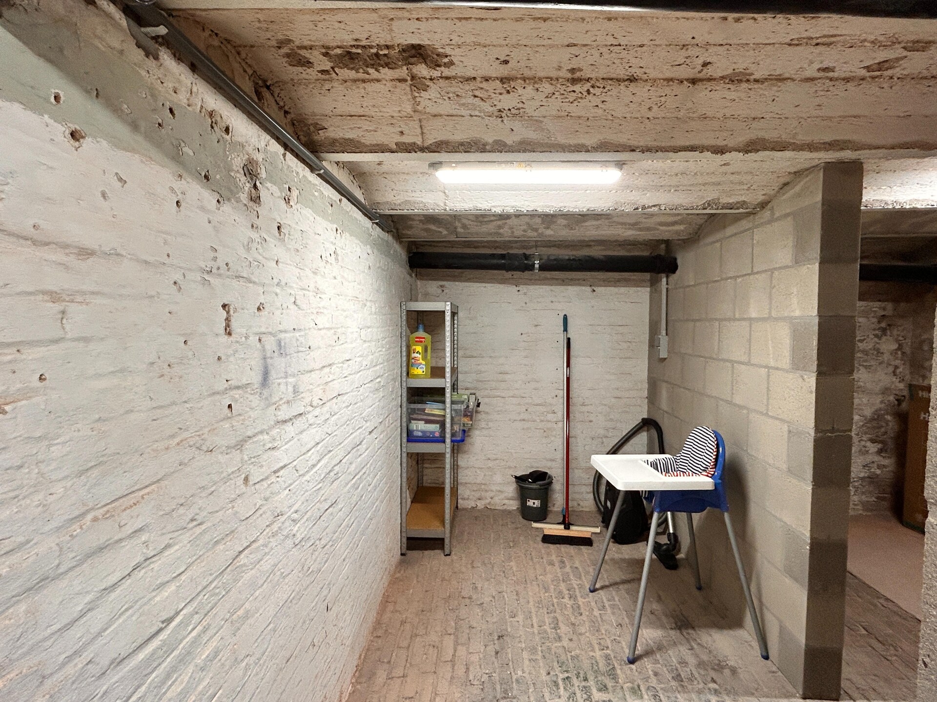 Stijlvol vakantiehuis voor 8 in gerenoveerde rijkswachtkazerne te Bree - foto 38