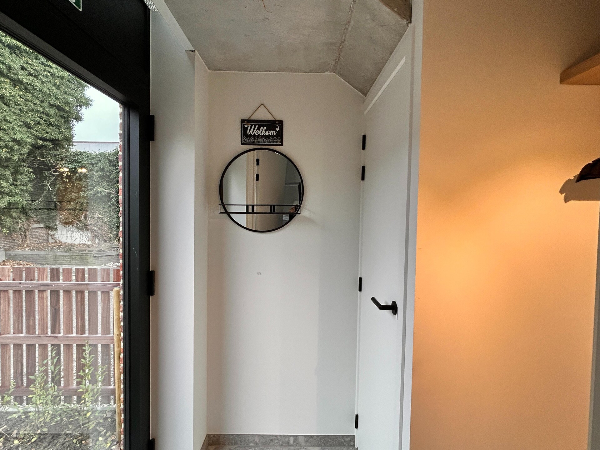 Stijlvol vakantiehuis voor 8 in gerenoveerde rijkswachtkazerne te Bree - foto 40