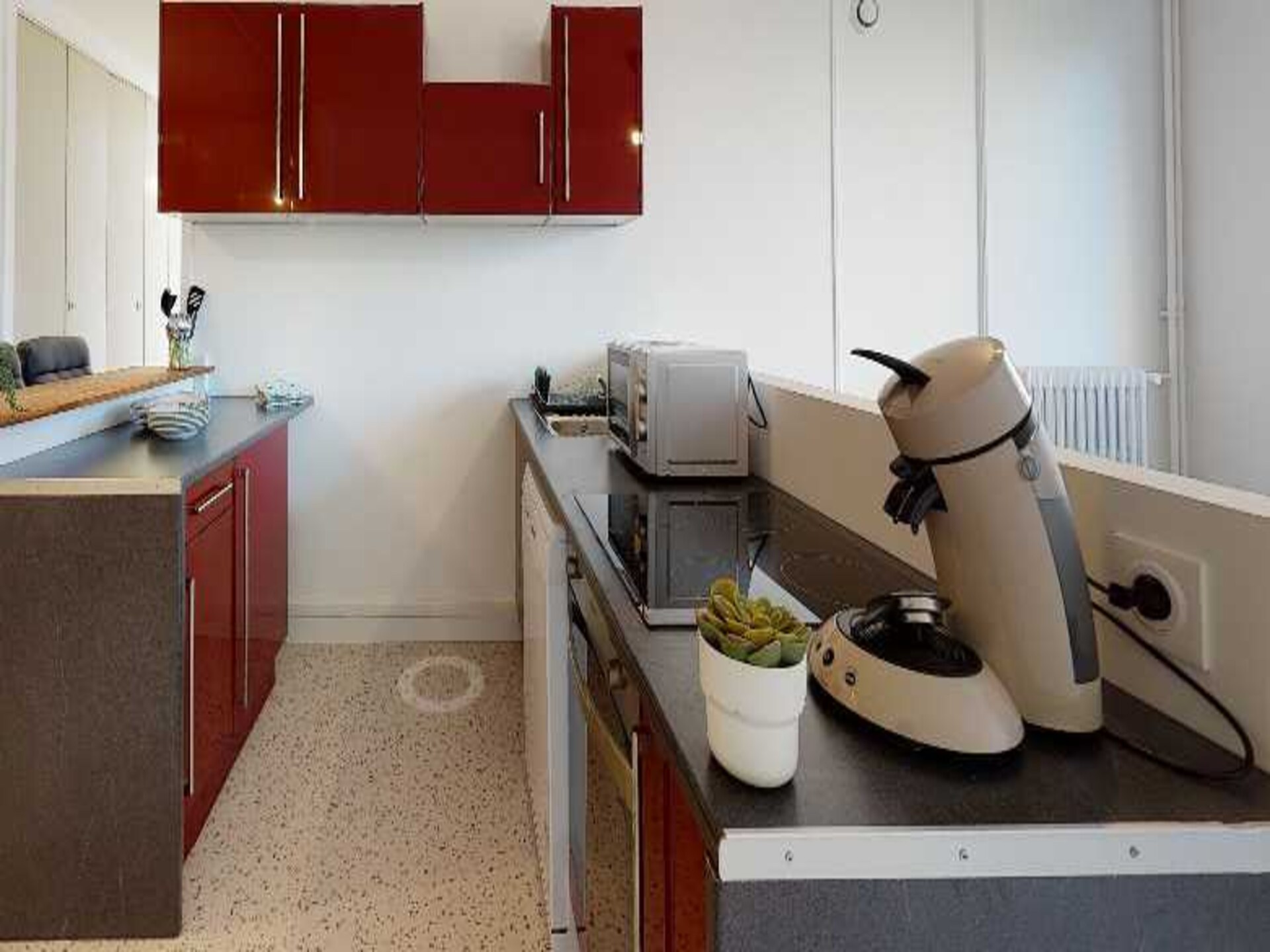 Privékamer in gedeeld appartement in het 8e arrondissement van Lyon - foto 11