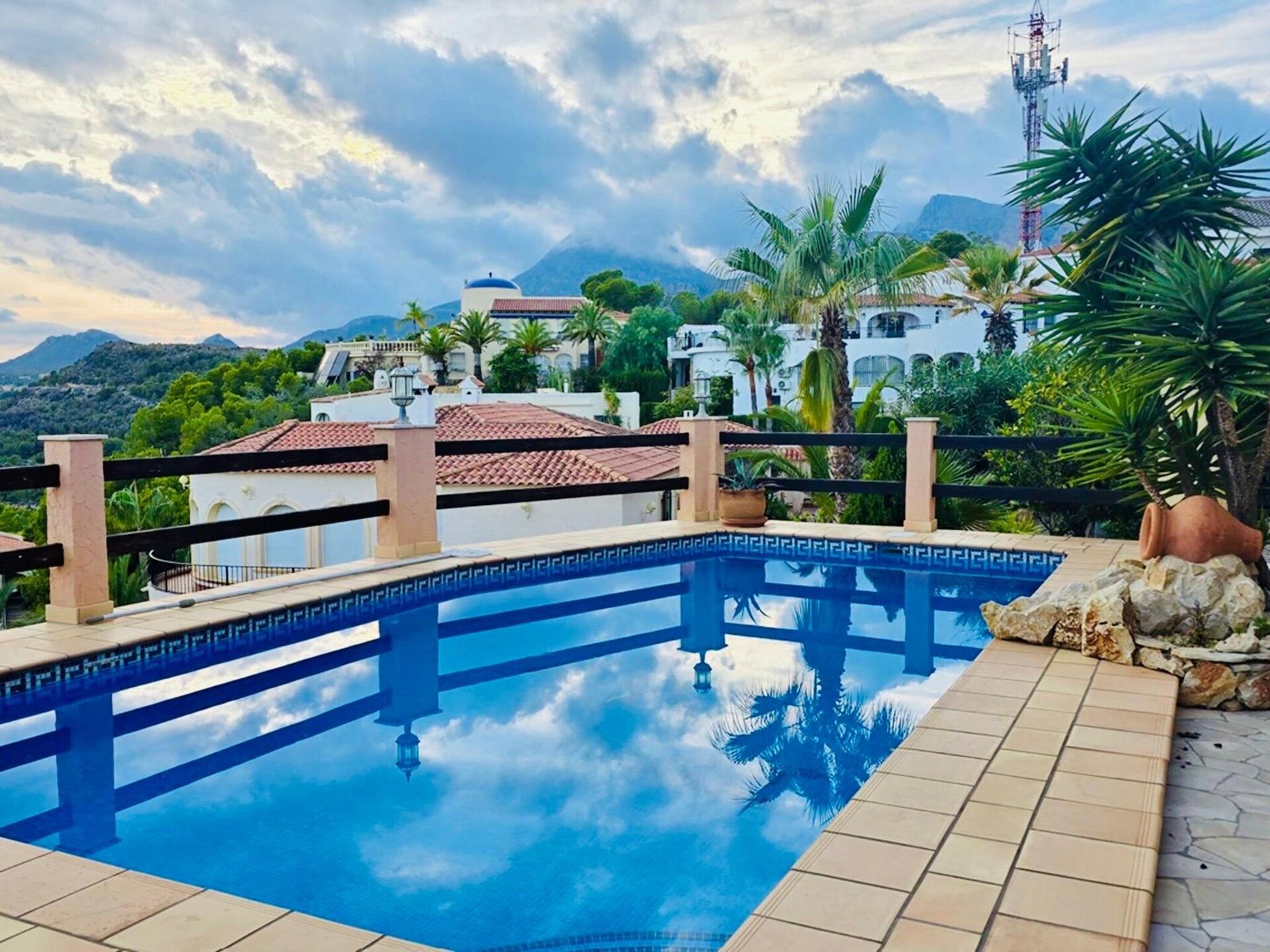 Sfeervol vrijstaand vakantiehuis met privézwembad in Alfaz del Pi - foto 2