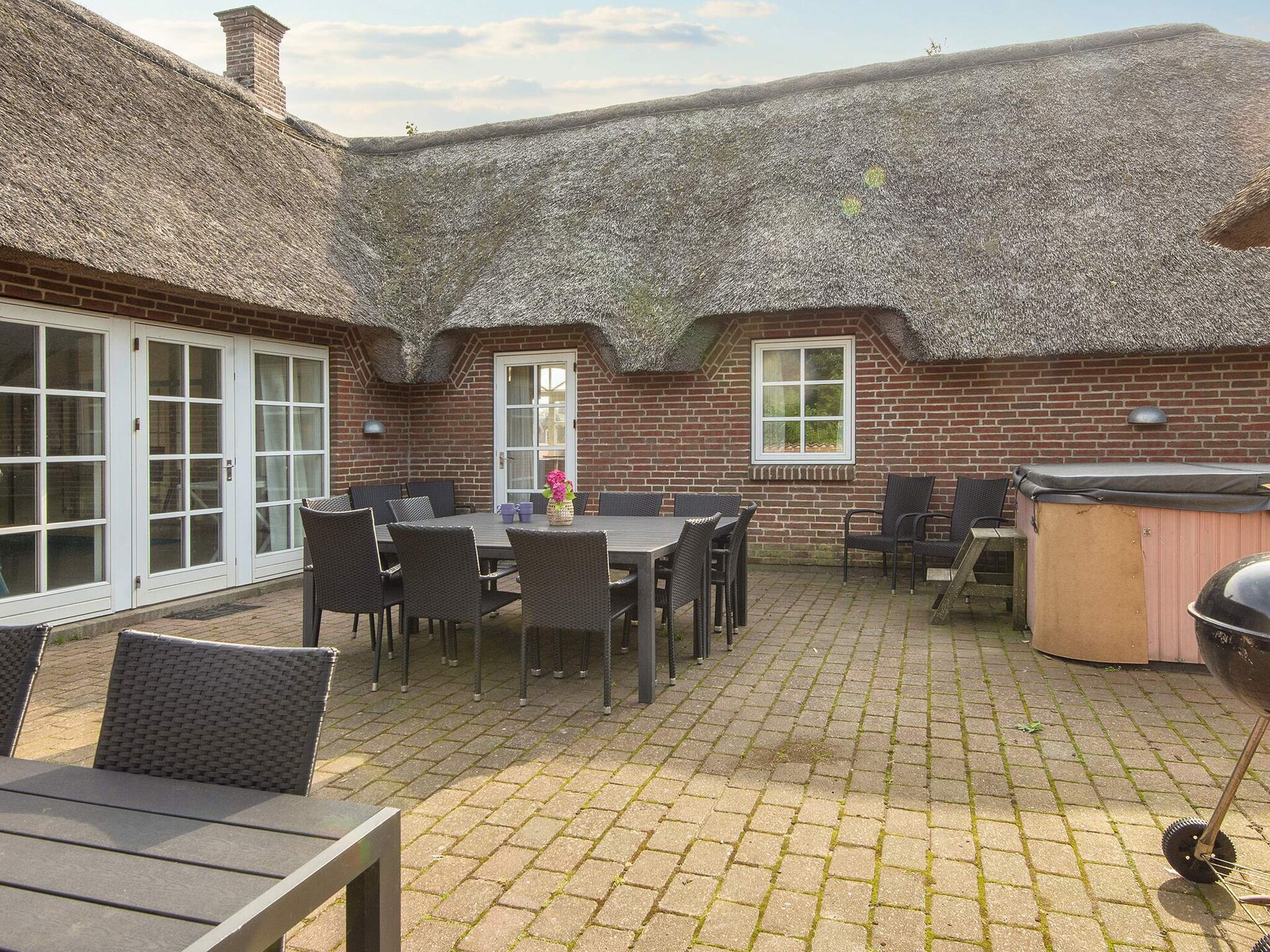 Luxe zwembadvilla voor 18 personen met hot tubs, 2 km van de Noordzee - foto 5