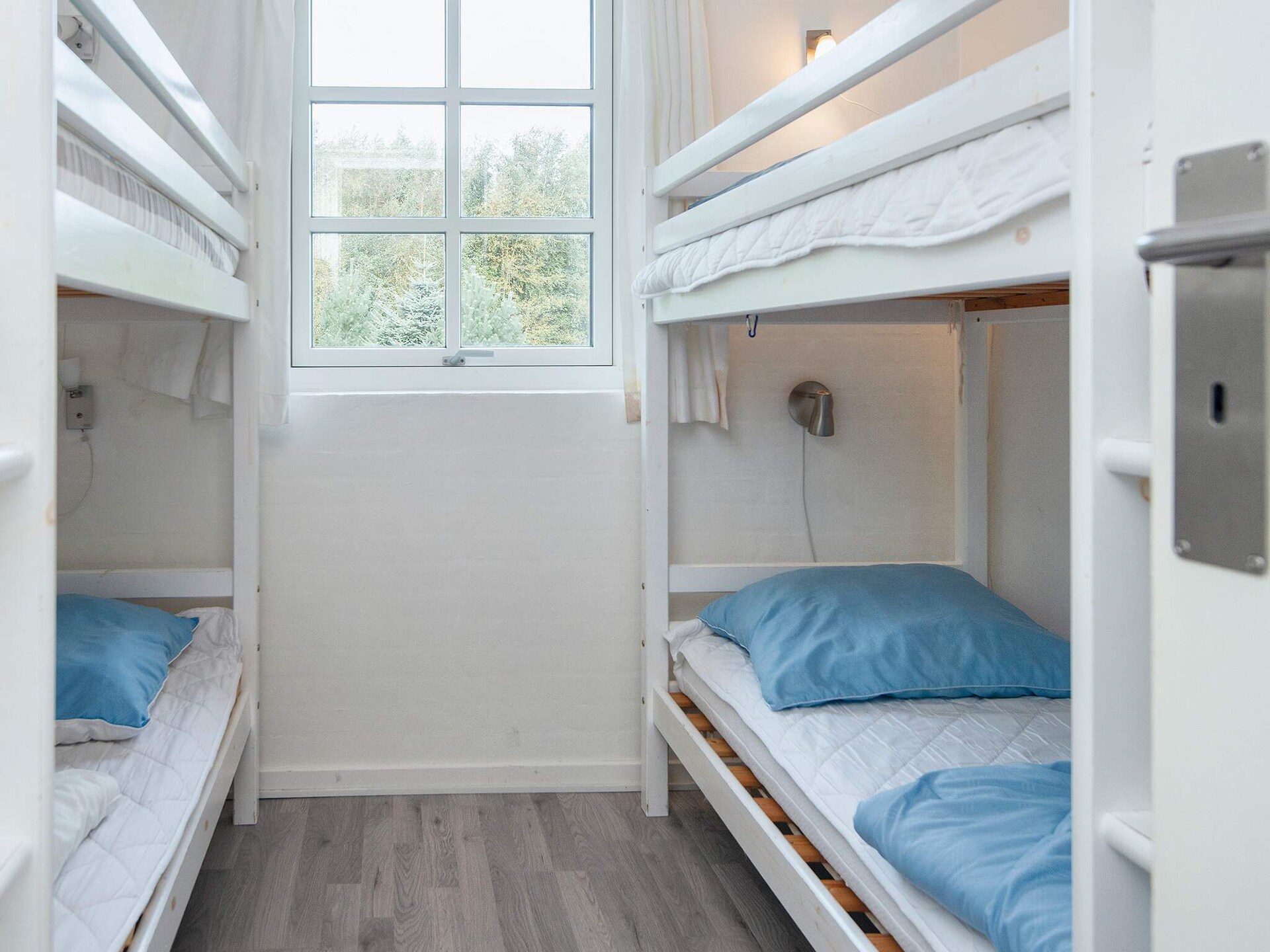 Luxe zwembadvilla voor 18 personen met hot tubs, 2 km van de Noordzee - foto 33