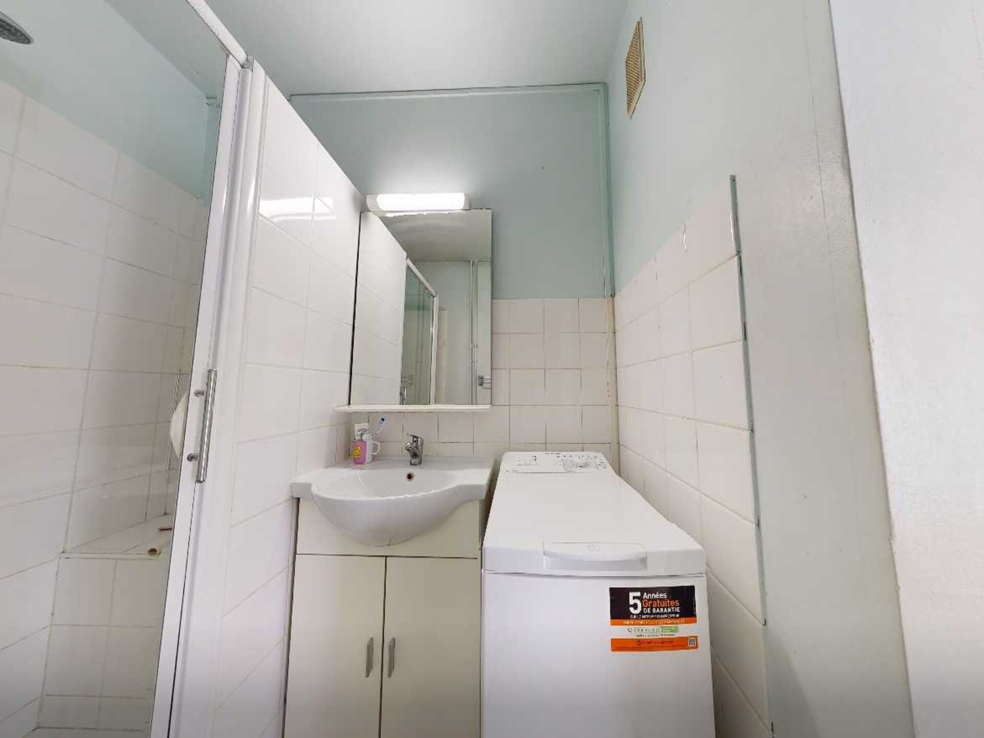 Privékamer in gedeeld appartement in Lyon's 7e arrondissement - foto 6