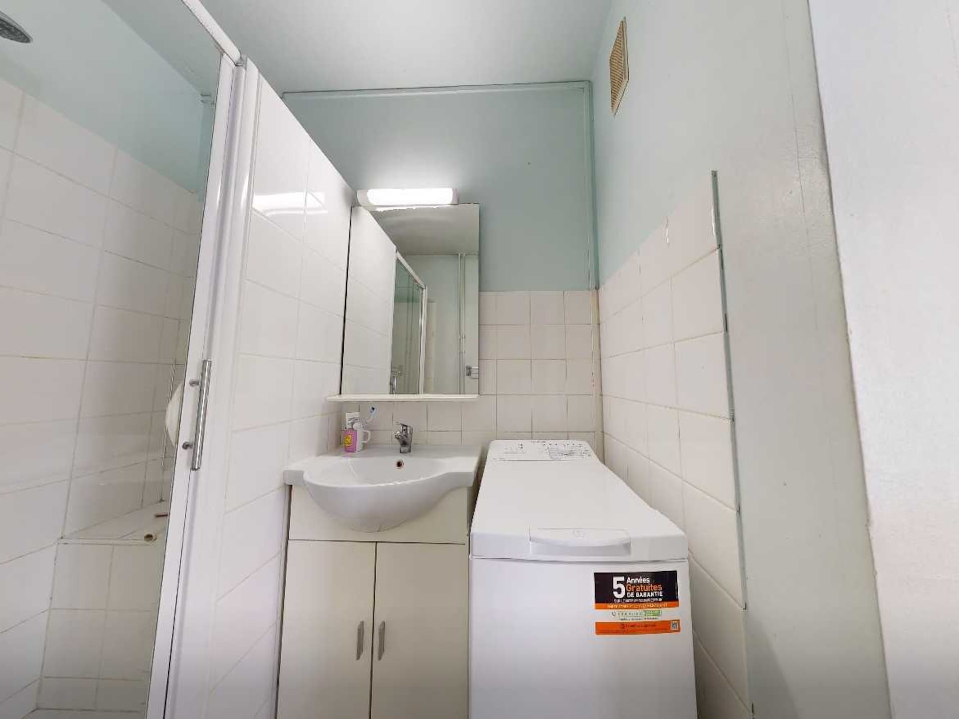 Privékamer in gedeeld appartement in Lyon's 7e arrondissement - foto 12