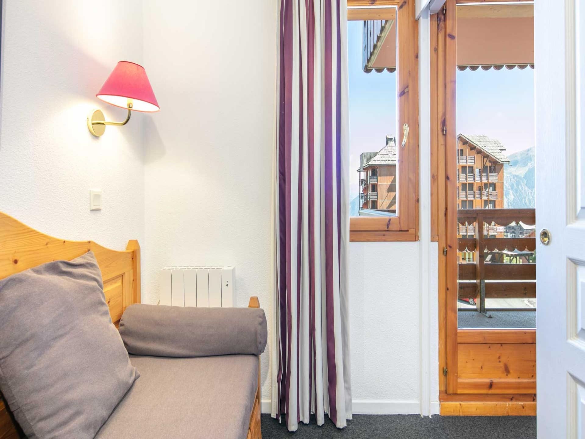 4-persoons appartement aan de piste in het centrum van Risoul - foto 11