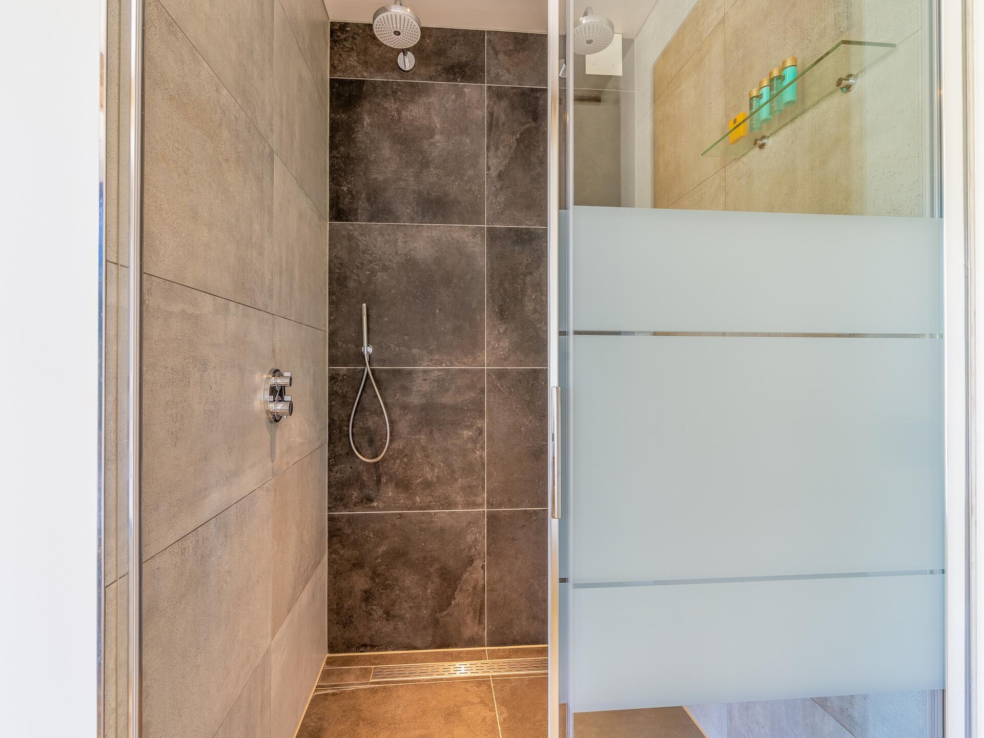 Luxe villa in bosrand De Koog met hottub, BBQ en zuidterras - foto 18