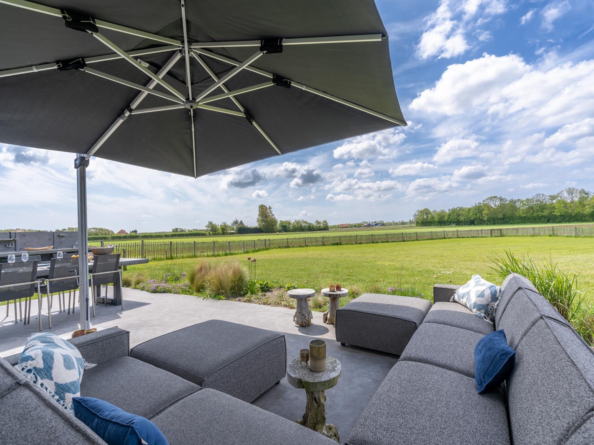 Luxe villa met hottub en buitenkeuken in bosrijke omgeving bij De Koog - foto 2