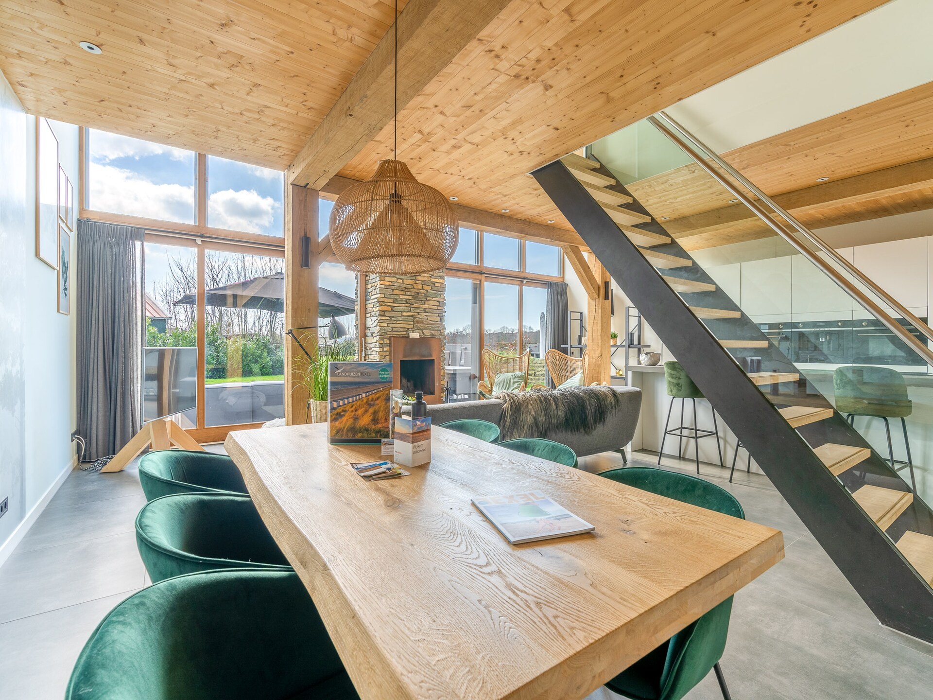 Luxe villa in Texels bos | 6p, hottub, buitenkeuken, strand 2km - foto 9
