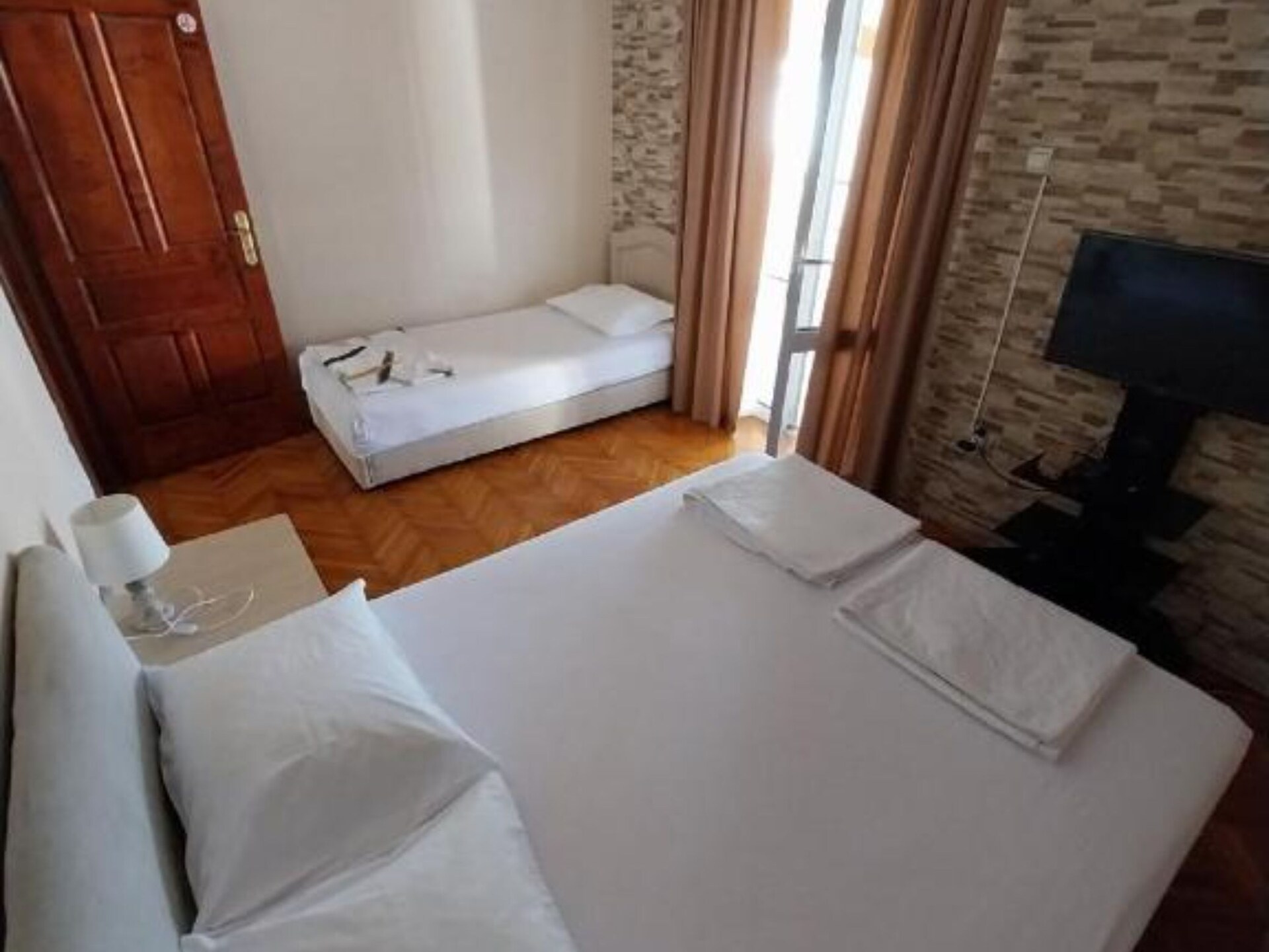Direct aan zee: Appartement voor 5 in Herceg Novi met WiFi - foto 5