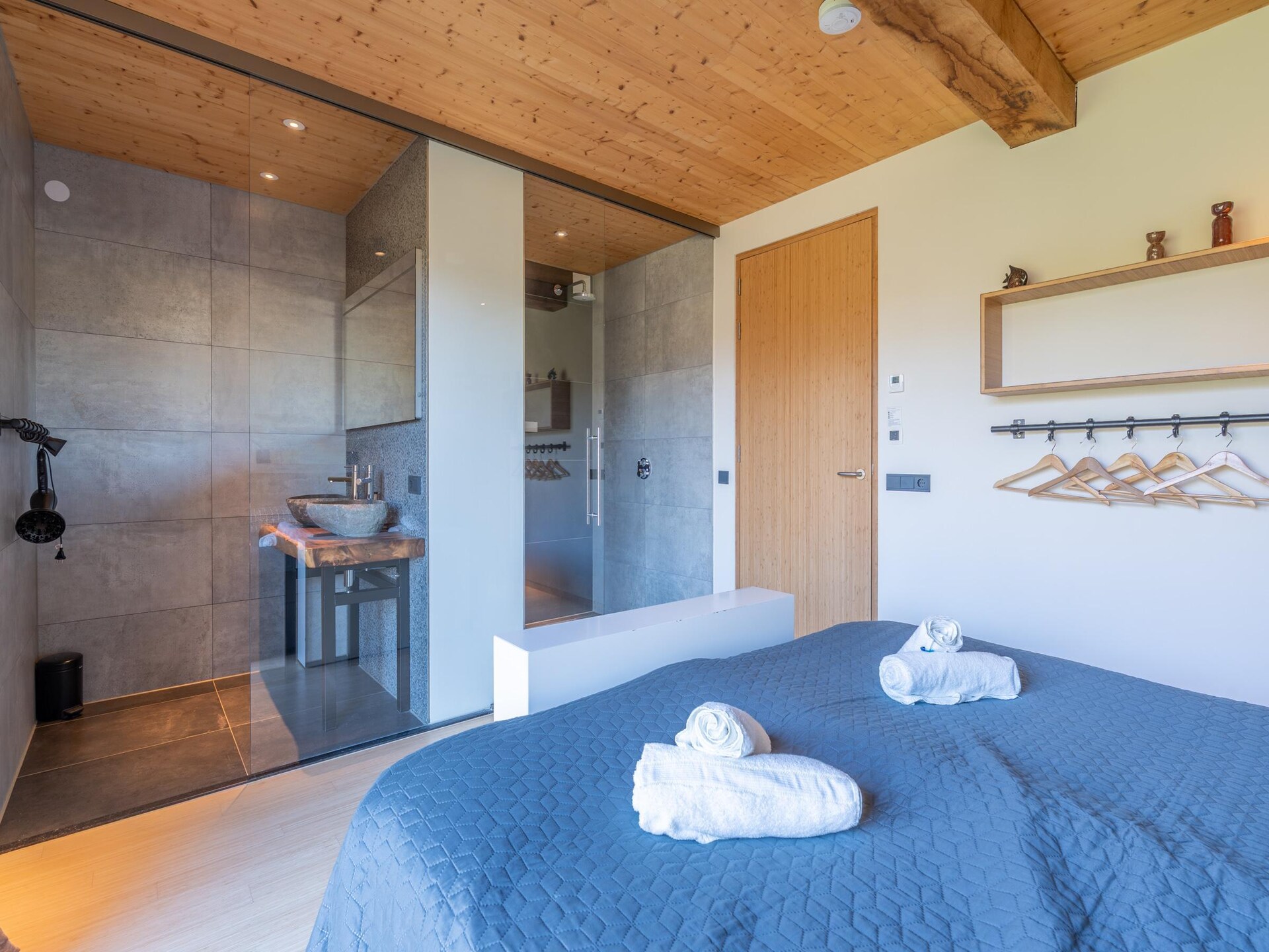 Luxe villa in bosrijke omgeving met hottub, zuidterras en buitenkeuken - foto 12
