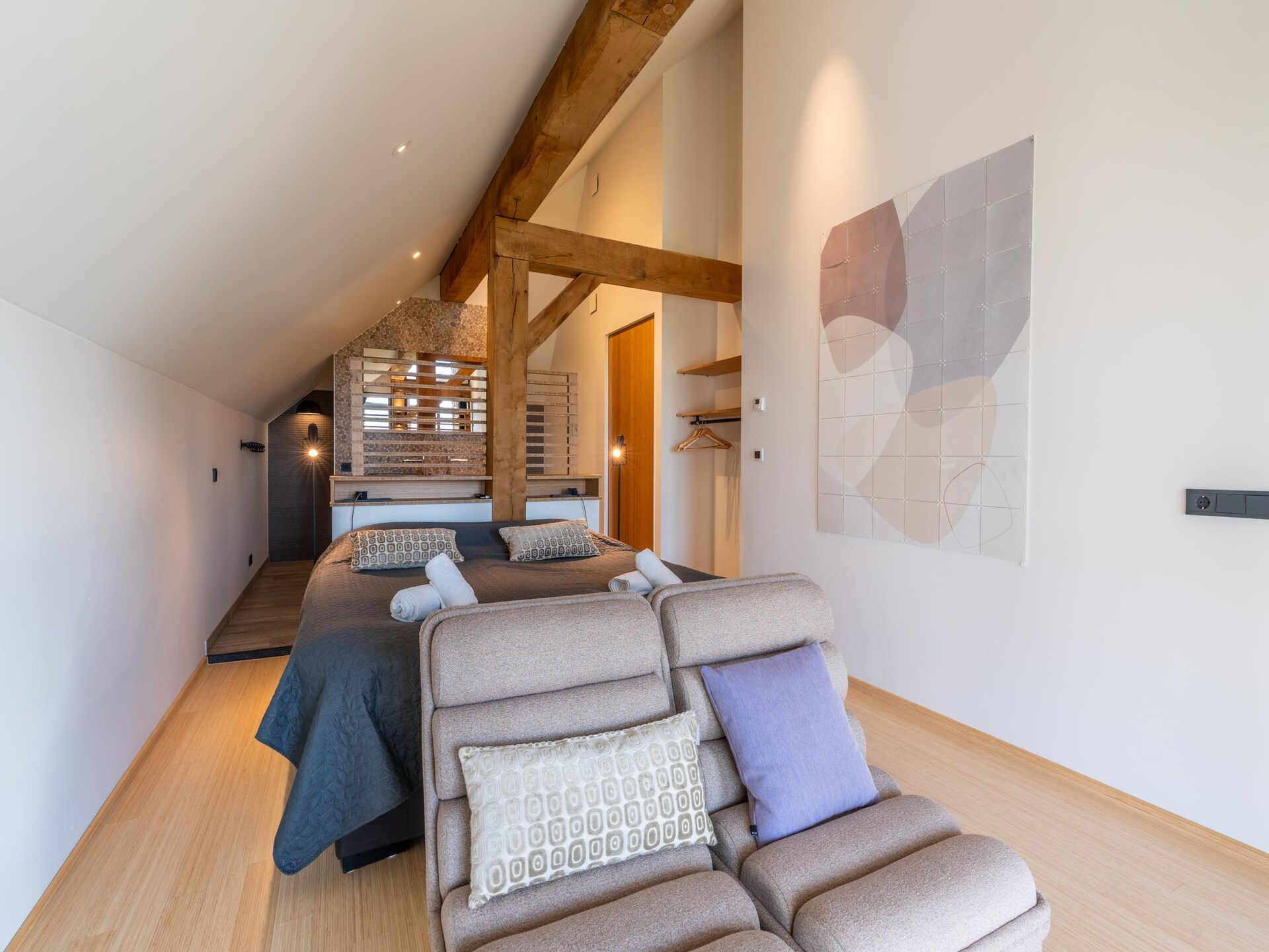 Luxe villa in bosrijke omgeving met hottub, zuidterras en buitenkeuken - foto 18