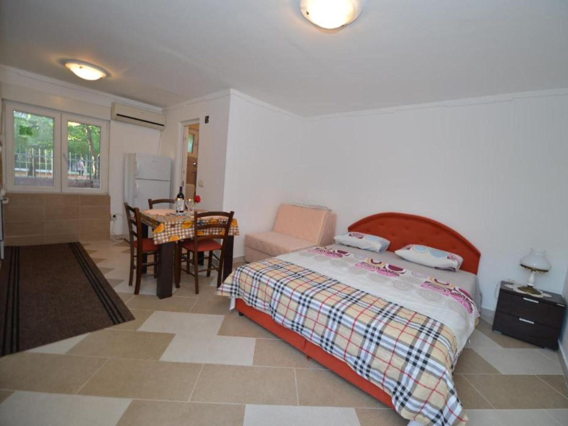 Studio met balkon op 100m van strand in Tivat - foto 7
