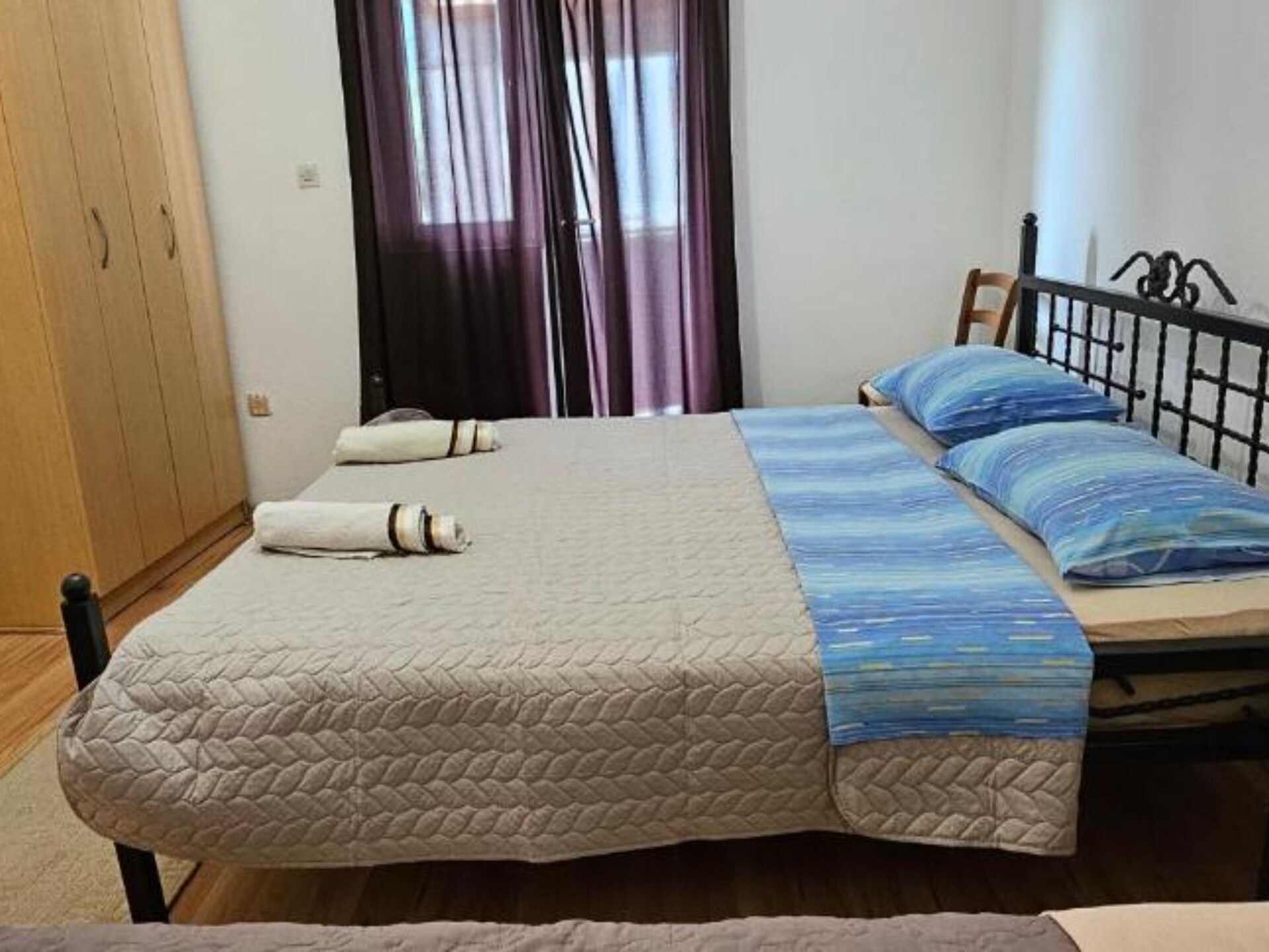 Strandappartement Tivat – Zeezicht, WiFi & op 100m van het strand - foto 6