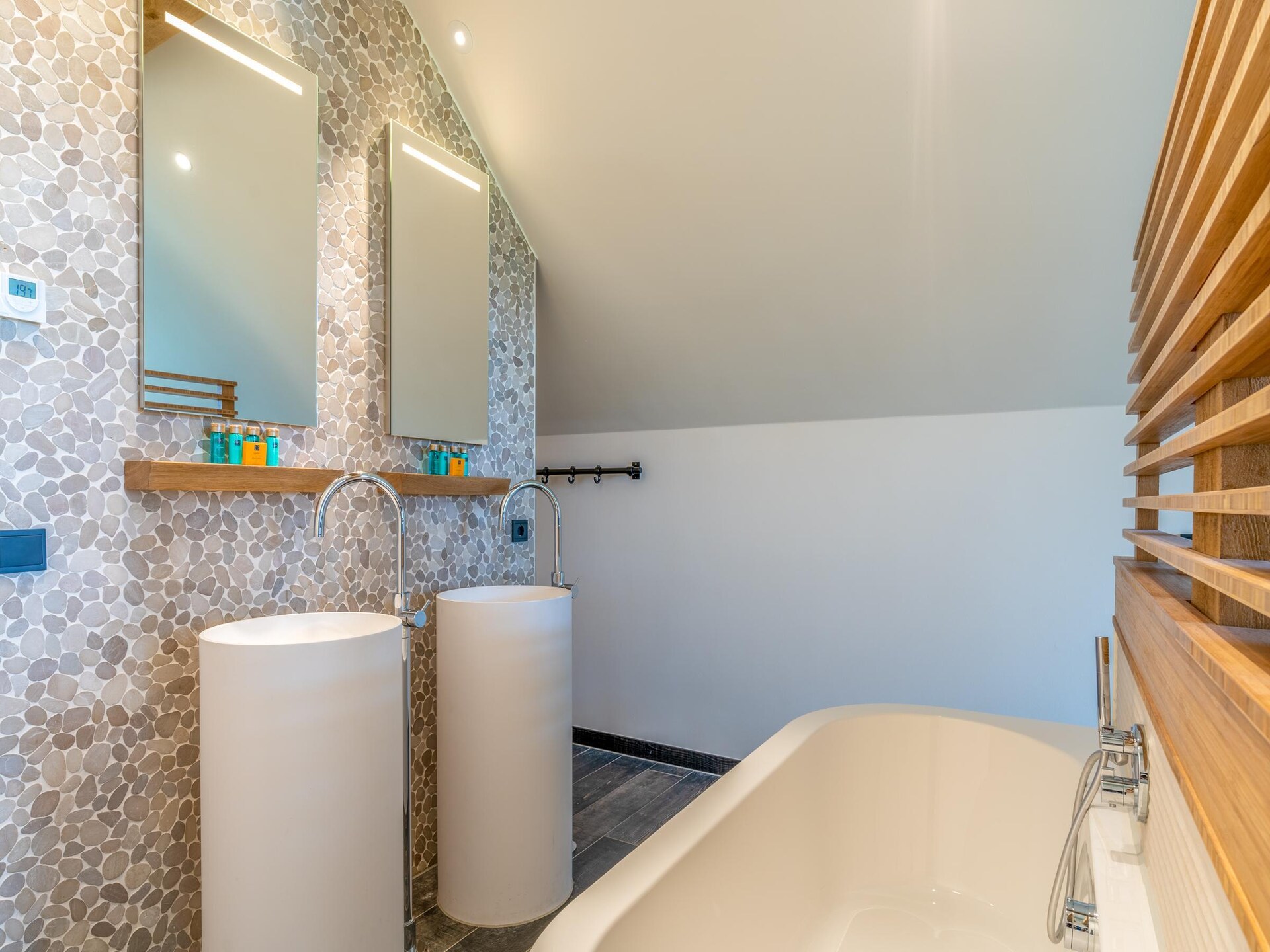 Villa Buytenplaats 187: Luxe Texelse schapenboet met hottub en buitenkeuken - foto 21