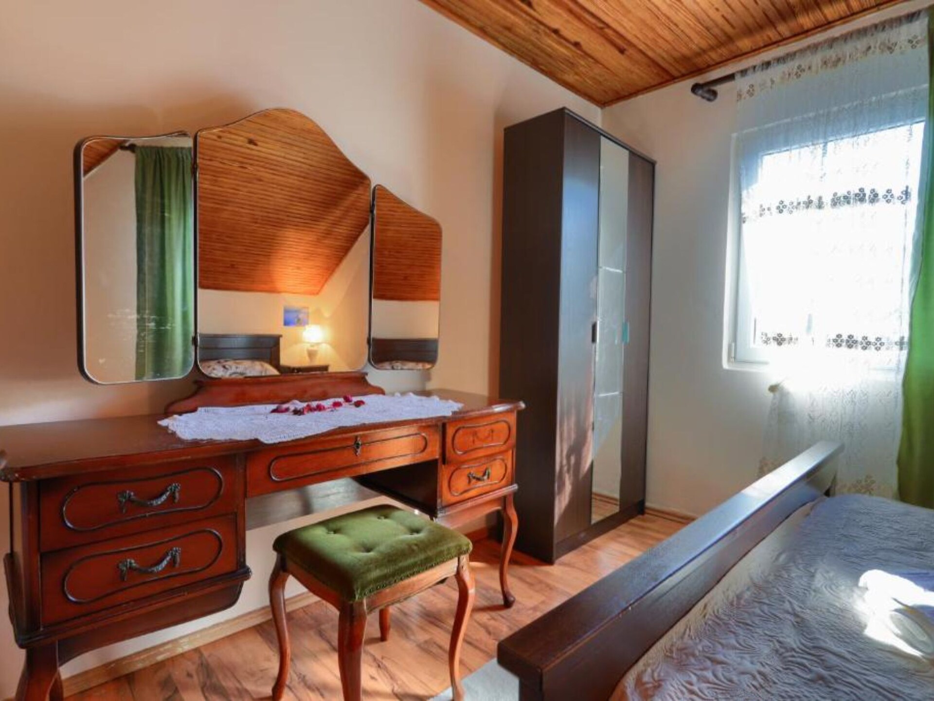 Sfeervol appartement aan de Baai van Kotor met zeezicht, op 80 meter van het strand - foto 3
