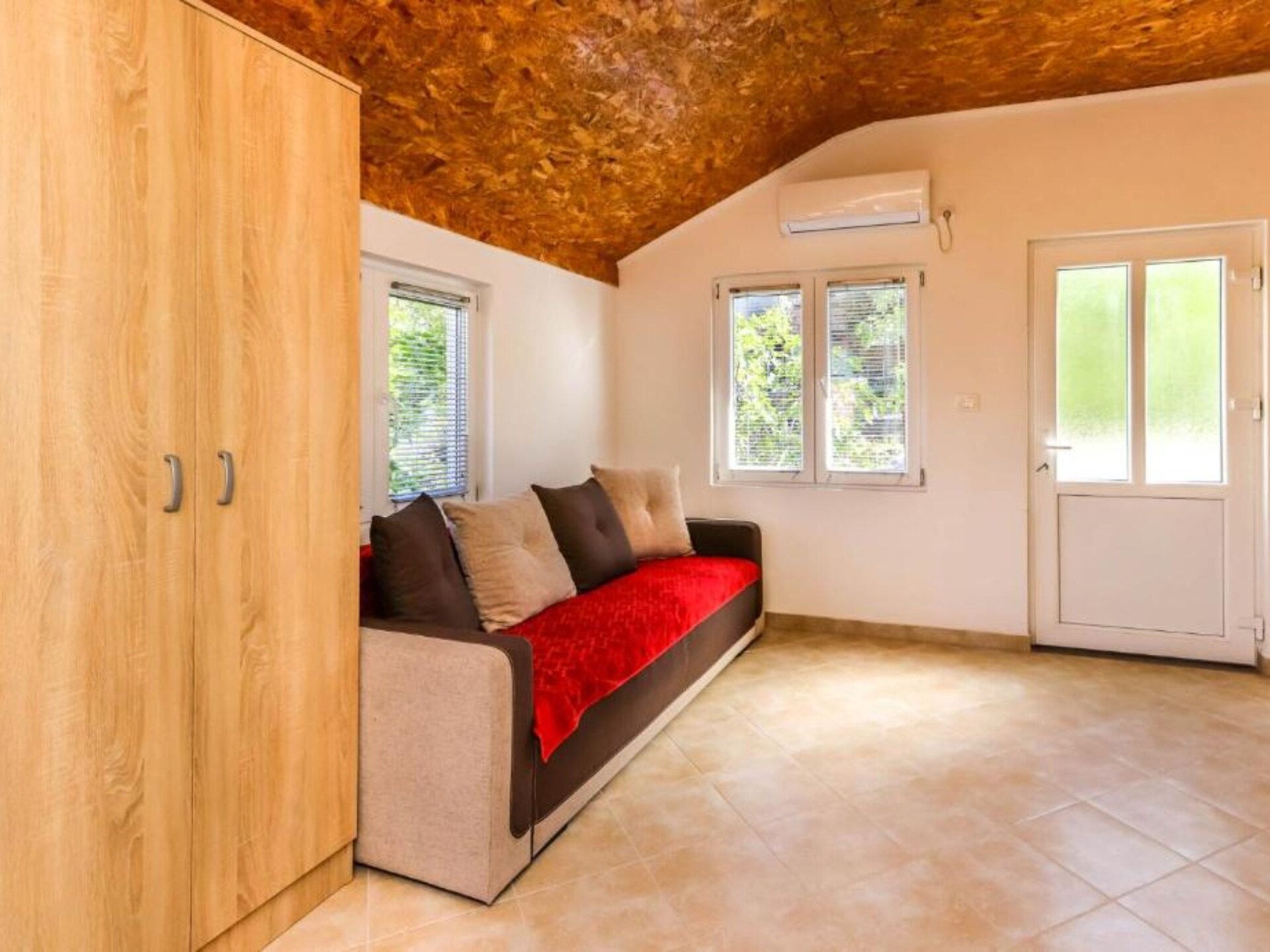 Appartement aan Zee in Bogisici – Direct aan het Kristalheldere Water - foto 1