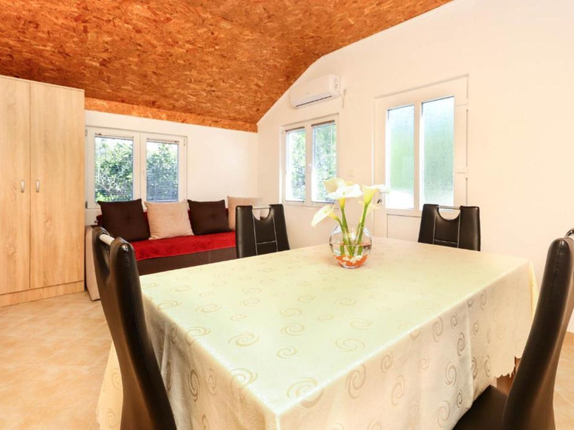 Appartement aan Zee in Bogisici – Direct aan het Kristalheldere Water - foto 2