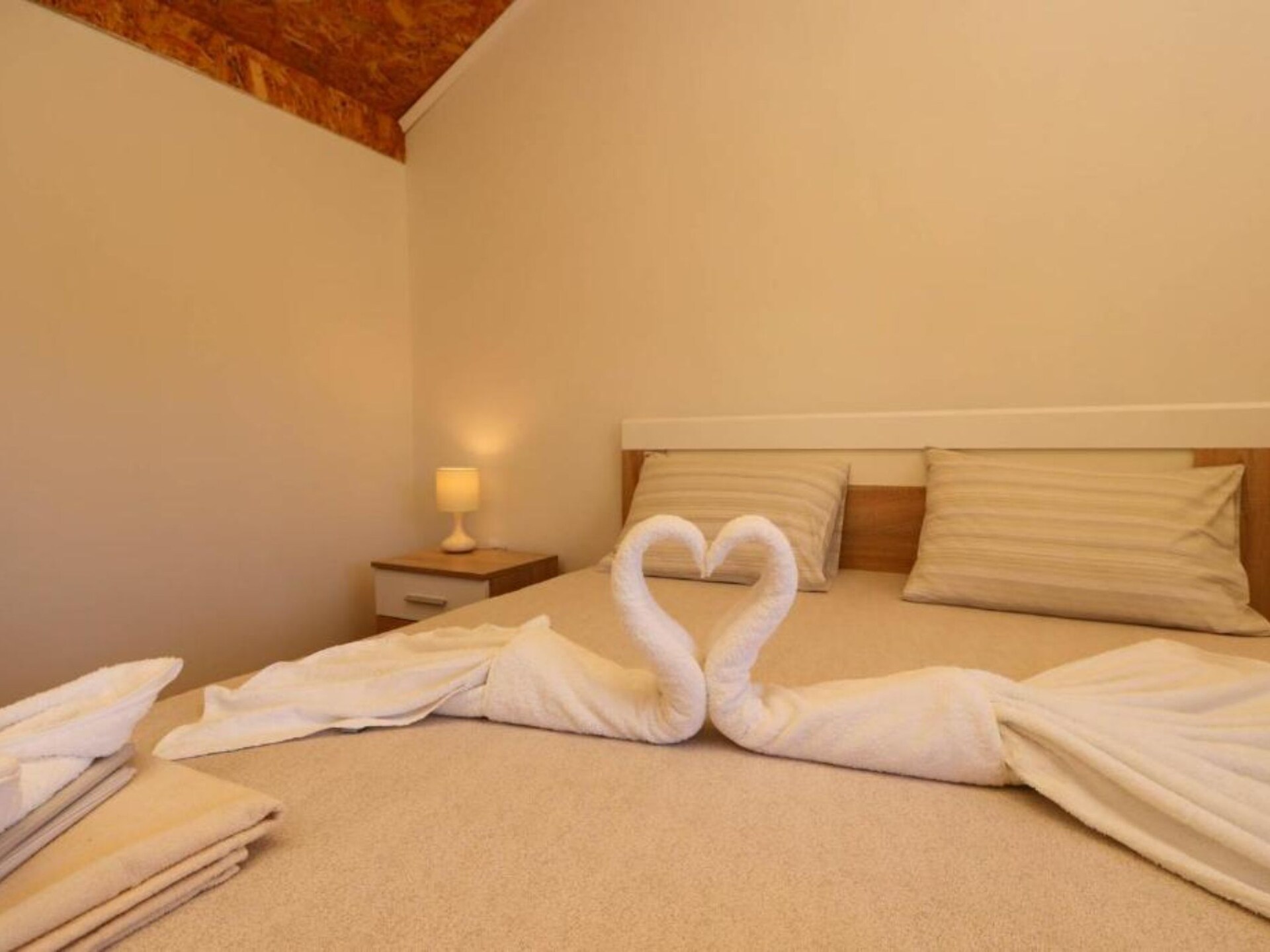 Appartement aan Zee in Bogisici – Direct aan het Kristalheldere Water - foto 8