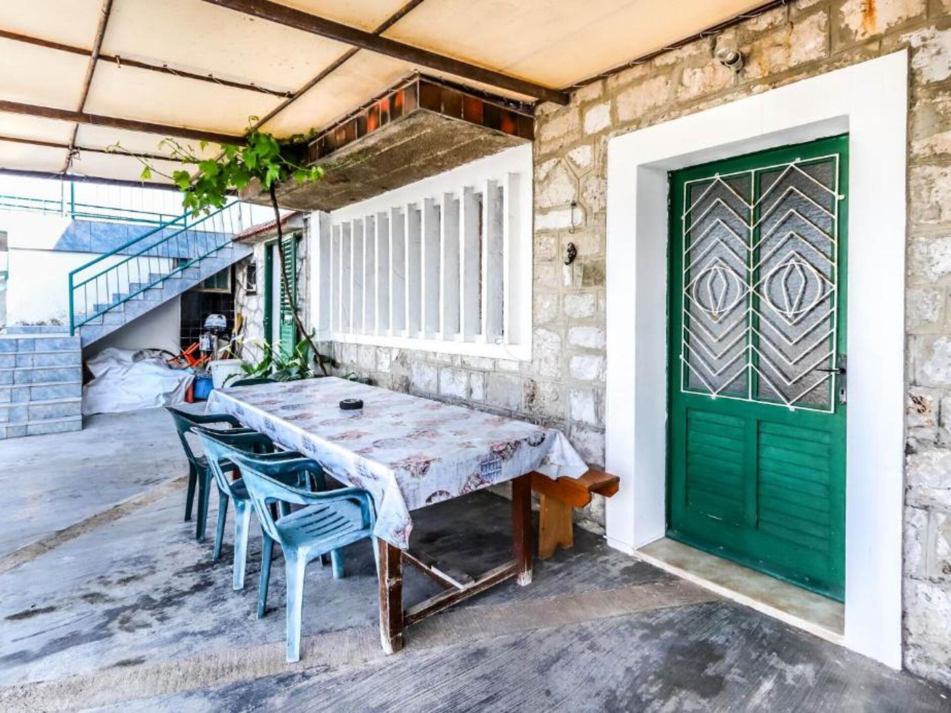 Beachfront Escape Bogisici: appartement direct aan zee voor 4 personen - foto 22